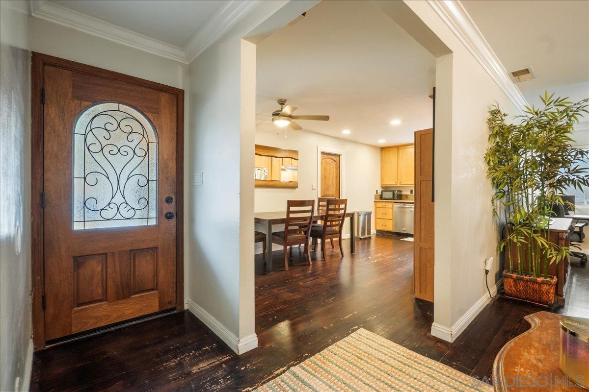 Detail Gallery Image 4 of 22 For 1288  Camillo Way, El Cajon,  CA 92021 - 3 Beds | 1 Baths