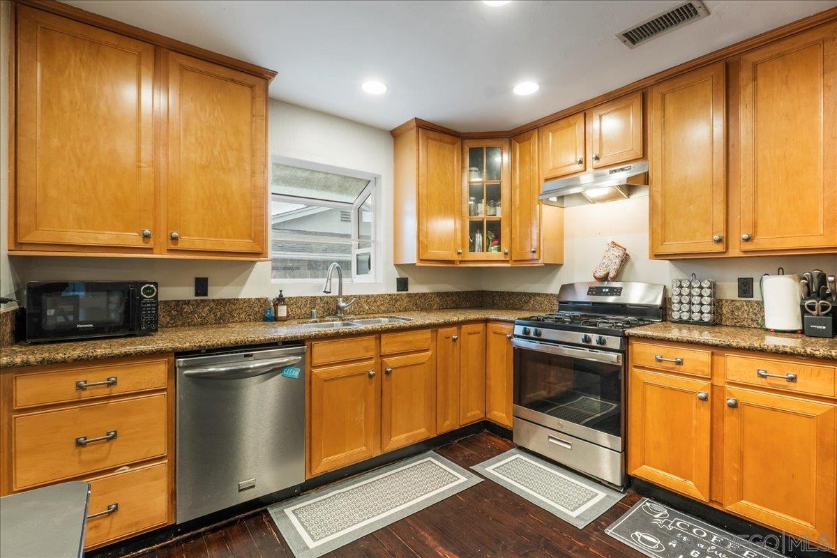 Detail Gallery Image 6 of 22 For 1288  Camillo Way, El Cajon,  CA 92021 - 3 Beds | 1 Baths