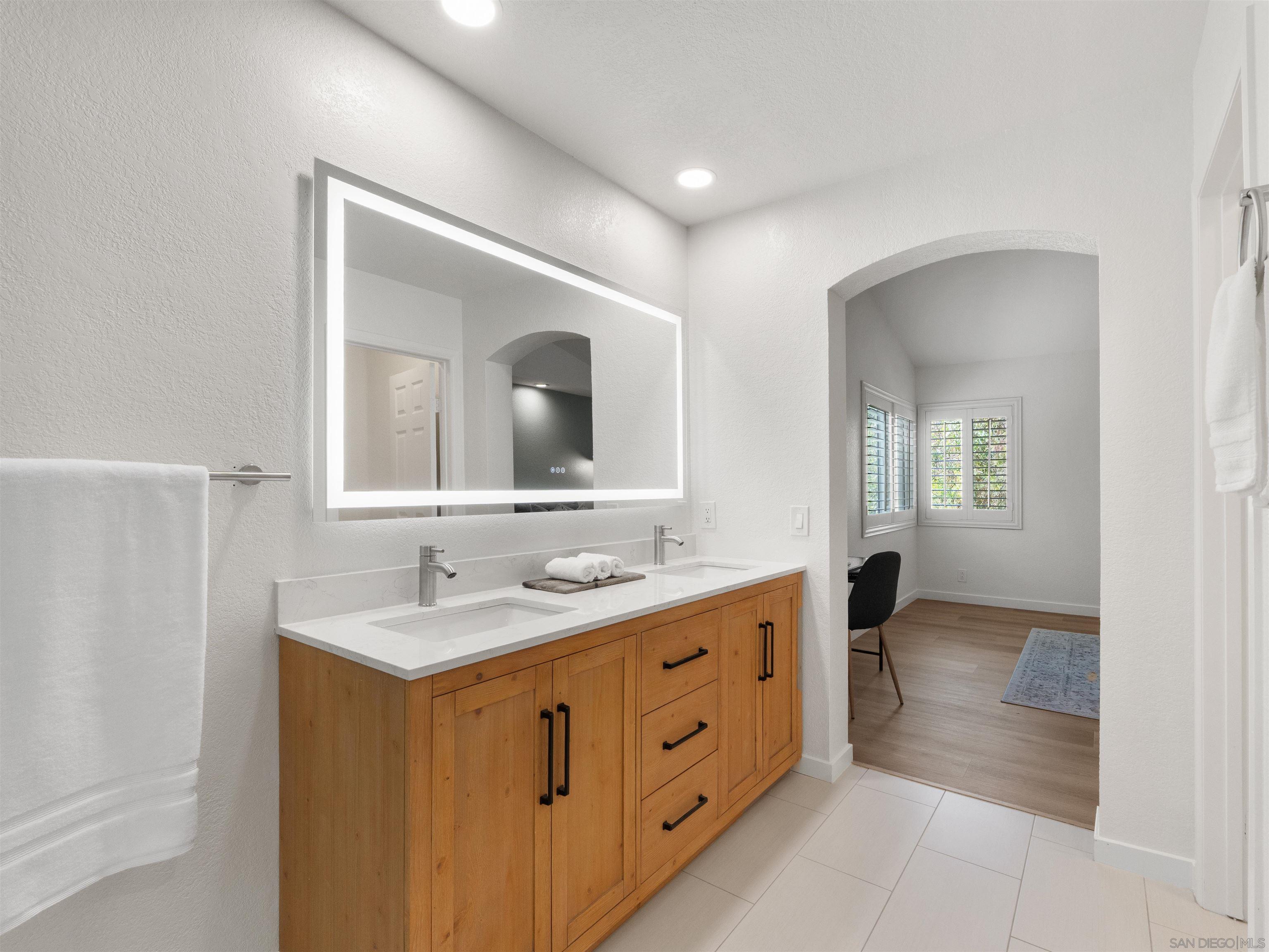 Detail Gallery Image 24 of 40 For 2277  Dunstan, Oceanside,  CA 92054 - 3 Beds | 2/1 Baths