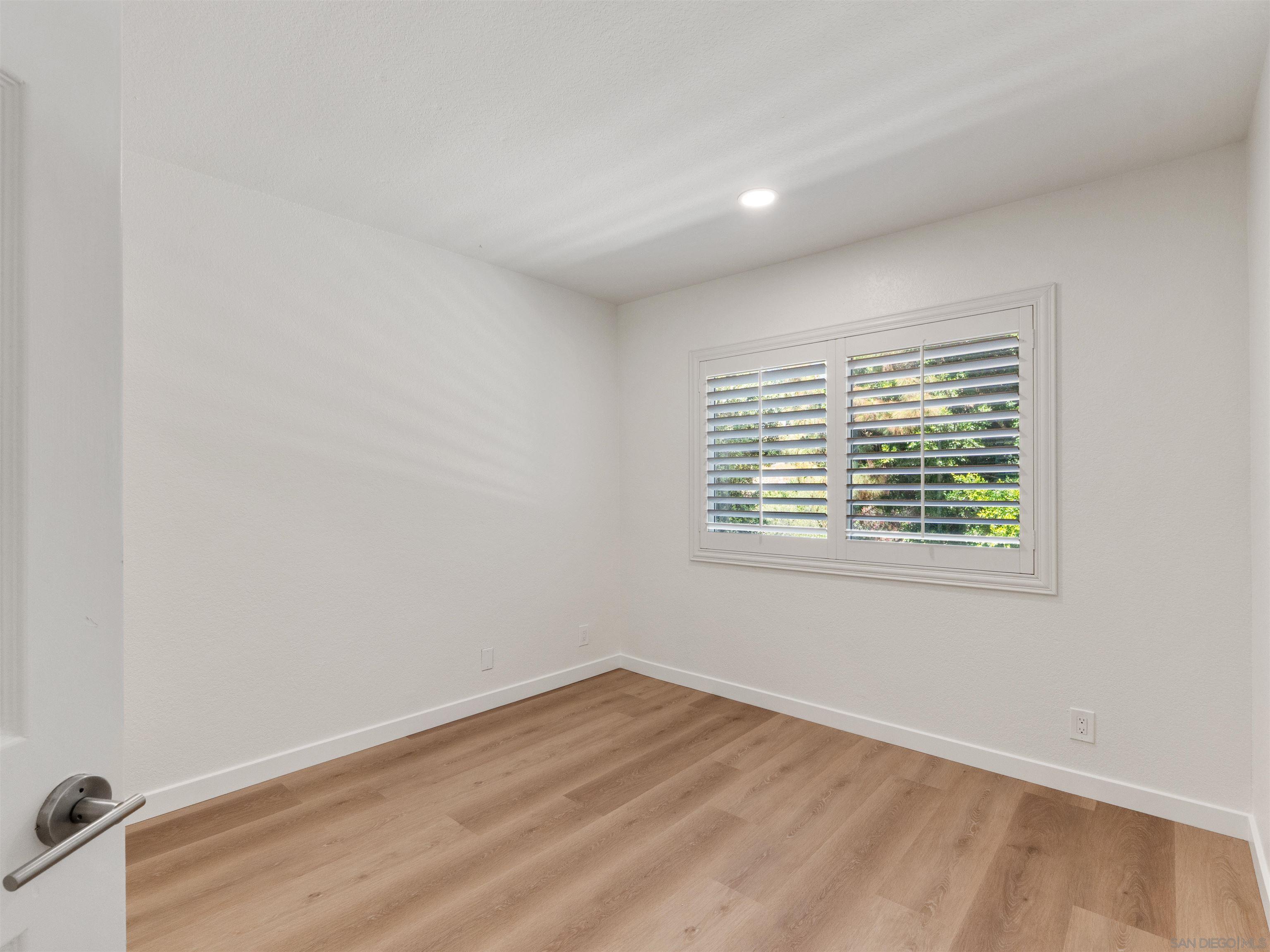 Detail Gallery Image 26 of 40 For 2277  Dunstan, Oceanside,  CA 92054 - 3 Beds | 2/1 Baths