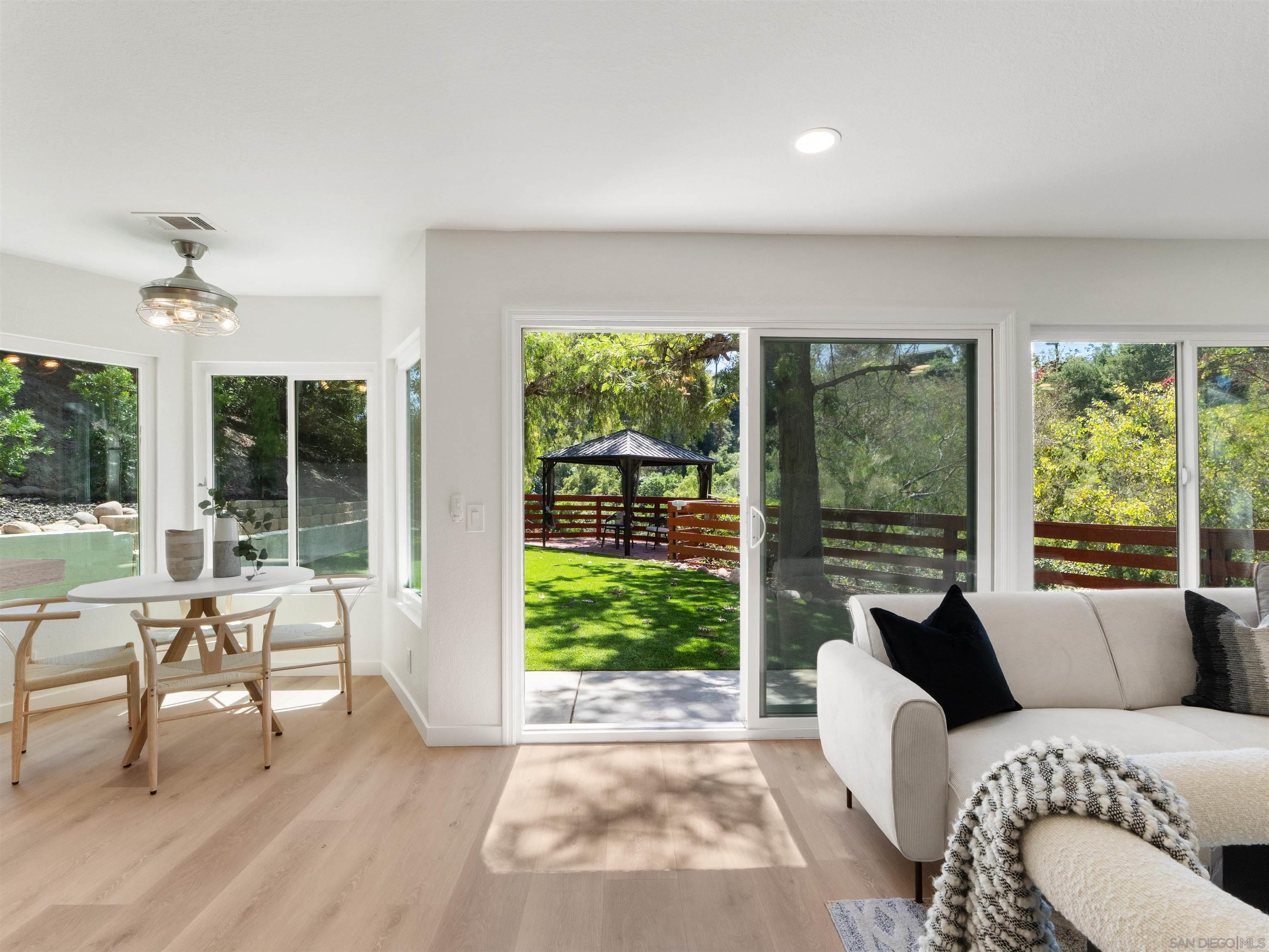 Detail Gallery Image 30 of 40 For 2277  Dunstan, Oceanside,  CA 92054 - 3 Beds | 2/1 Baths