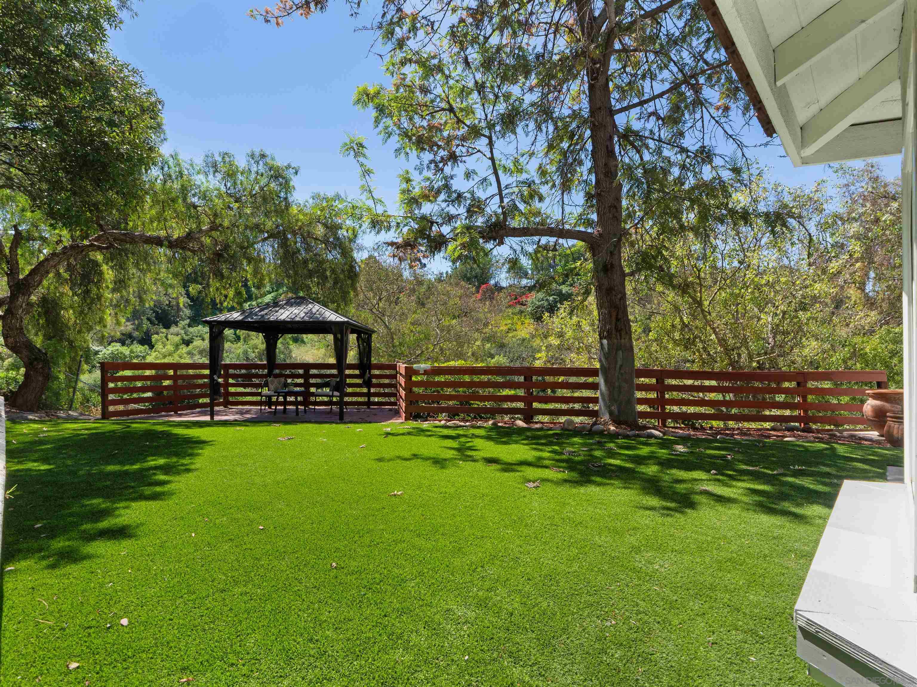 Detail Gallery Image 31 of 40 For 2277  Dunstan, Oceanside,  CA 92054 - 3 Beds | 2/1 Baths