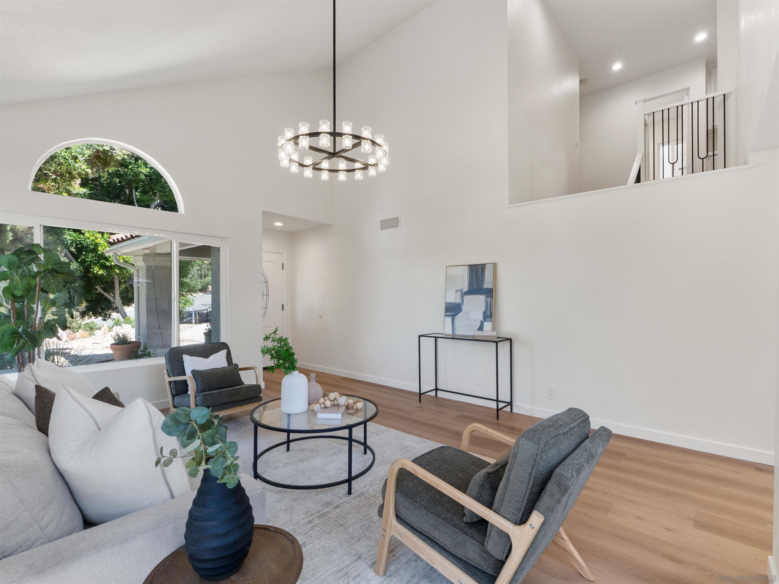 Detail Gallery Image 8 of 40 For 2277  Dunstan, Oceanside,  CA 92054 - 3 Beds | 2/1 Baths