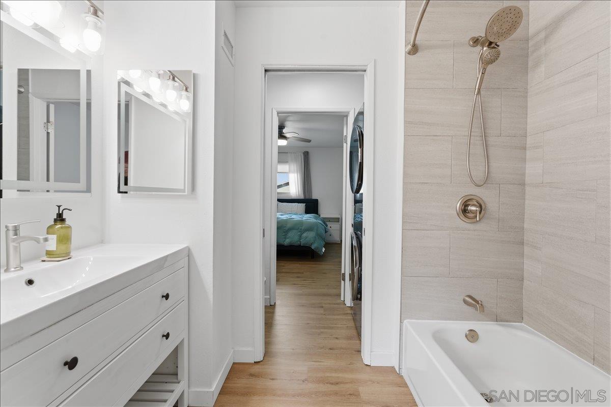 Detail Gallery Image 18 of 29 For 3626  Lemona  #C,  San Diego,  CA 92105 - 2 Beds | 1/1 Baths