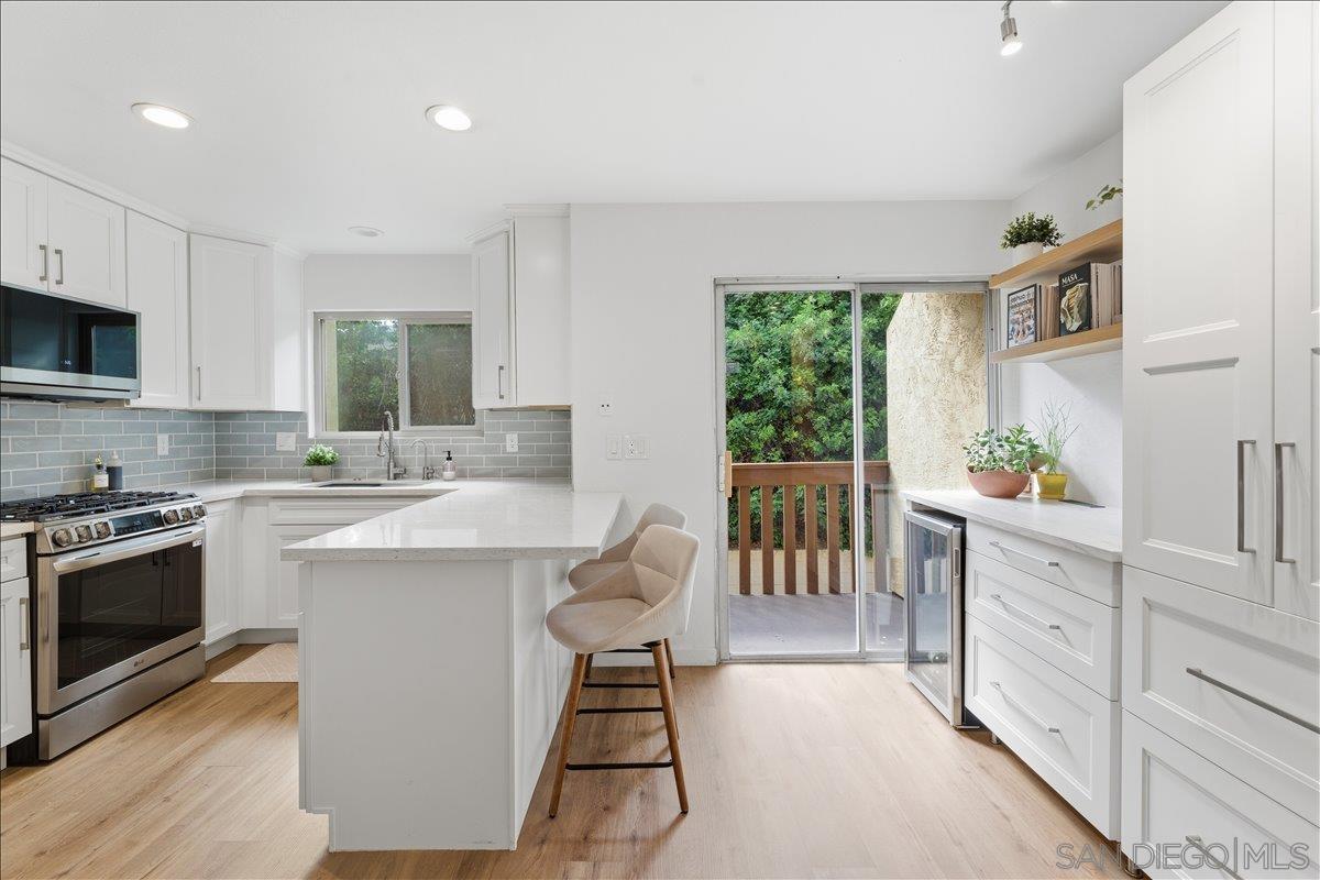 Detail Gallery Image 10 of 29 For 3626  Lemona  #C,  San Diego,  CA 92105 - 2 Beds | 1/1 Baths