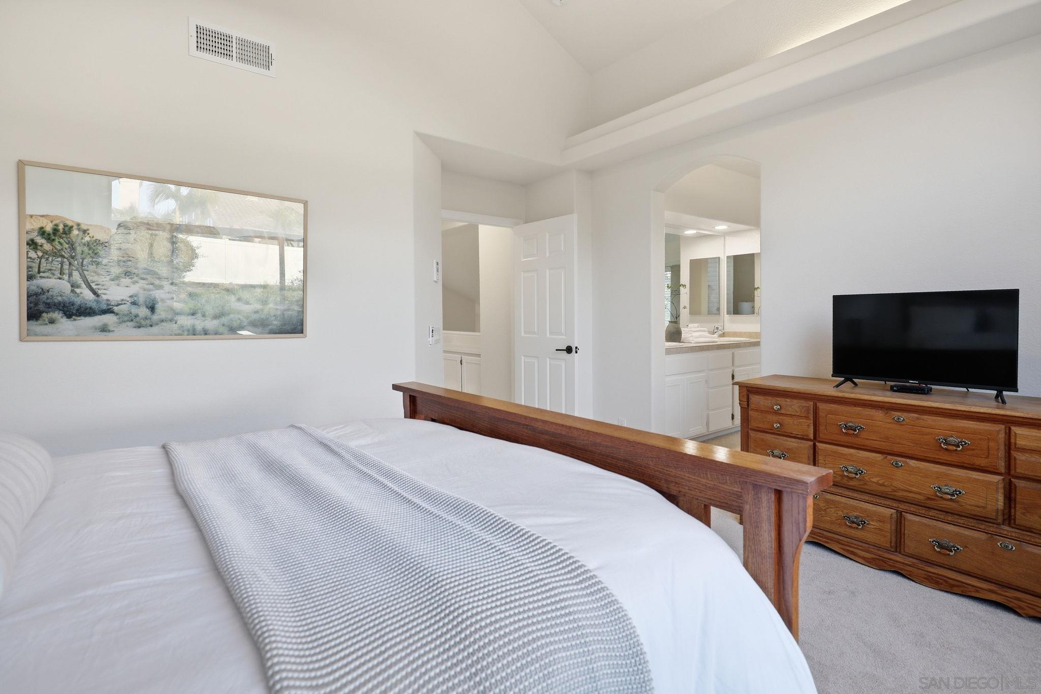 Detail Gallery Image 31 of 51 For 11391  Legacy Canyon Pl., San Diego,  CA 92131 - 4 Beds | 2/1 Baths