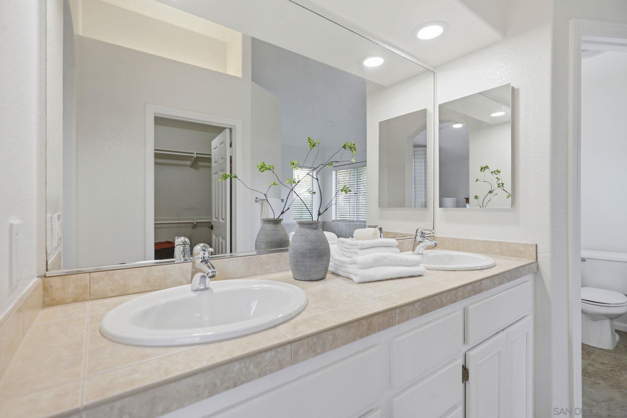 Detail Gallery Image 32 of 51 For 11391  Legacy Canyon Pl., San Diego,  CA 92131 - 4 Beds | 2/1 Baths