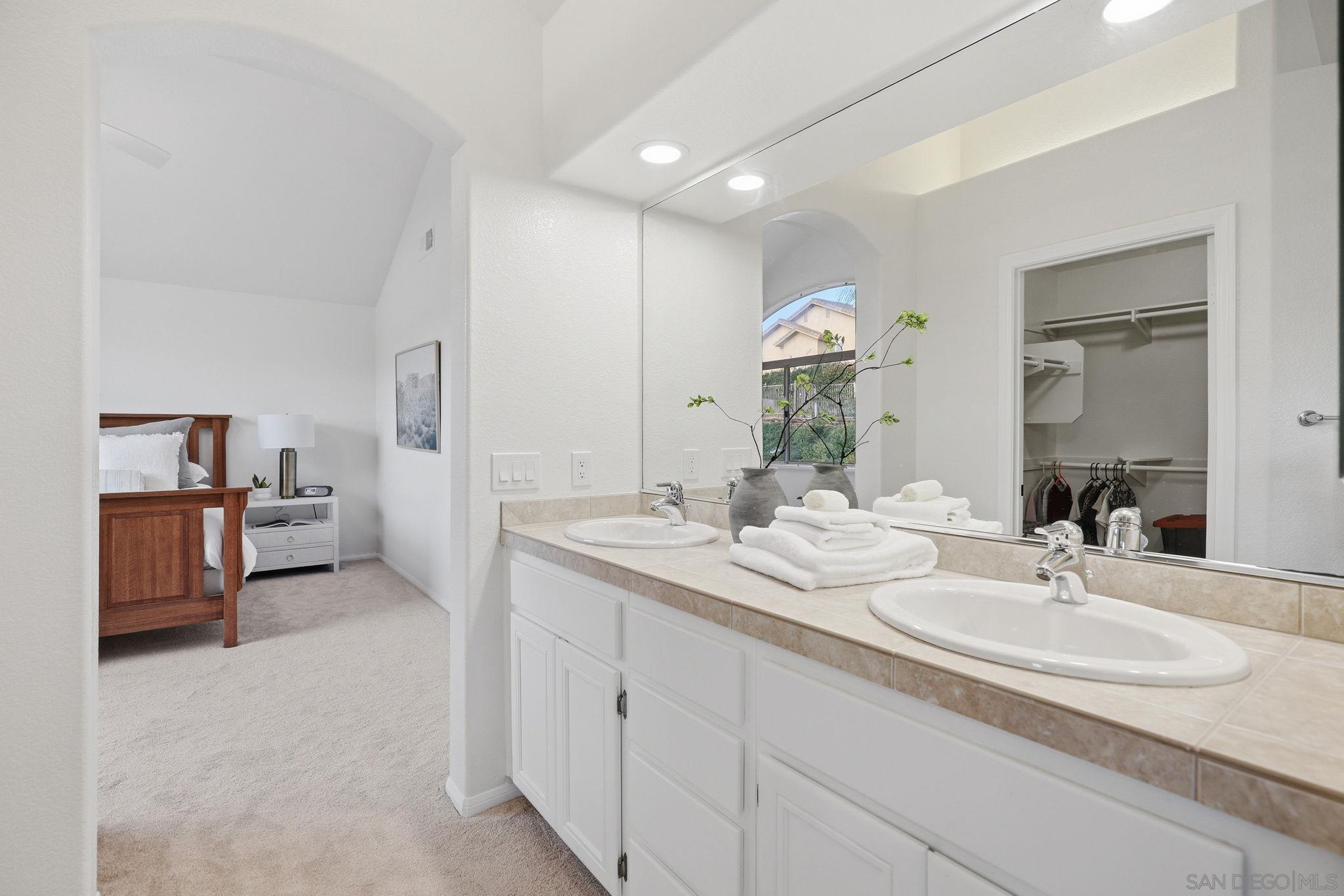 Detail Gallery Image 35 of 51 For 11391  Legacy Canyon Pl., San Diego,  CA 92131 - 4 Beds | 2/1 Baths