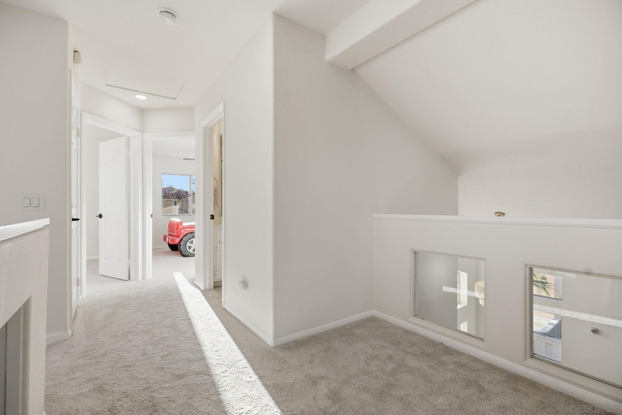 Detail Gallery Image 42 of 51 For 11391  Legacy Canyon Pl., San Diego,  CA 92131 - 4 Beds | 2/1 Baths