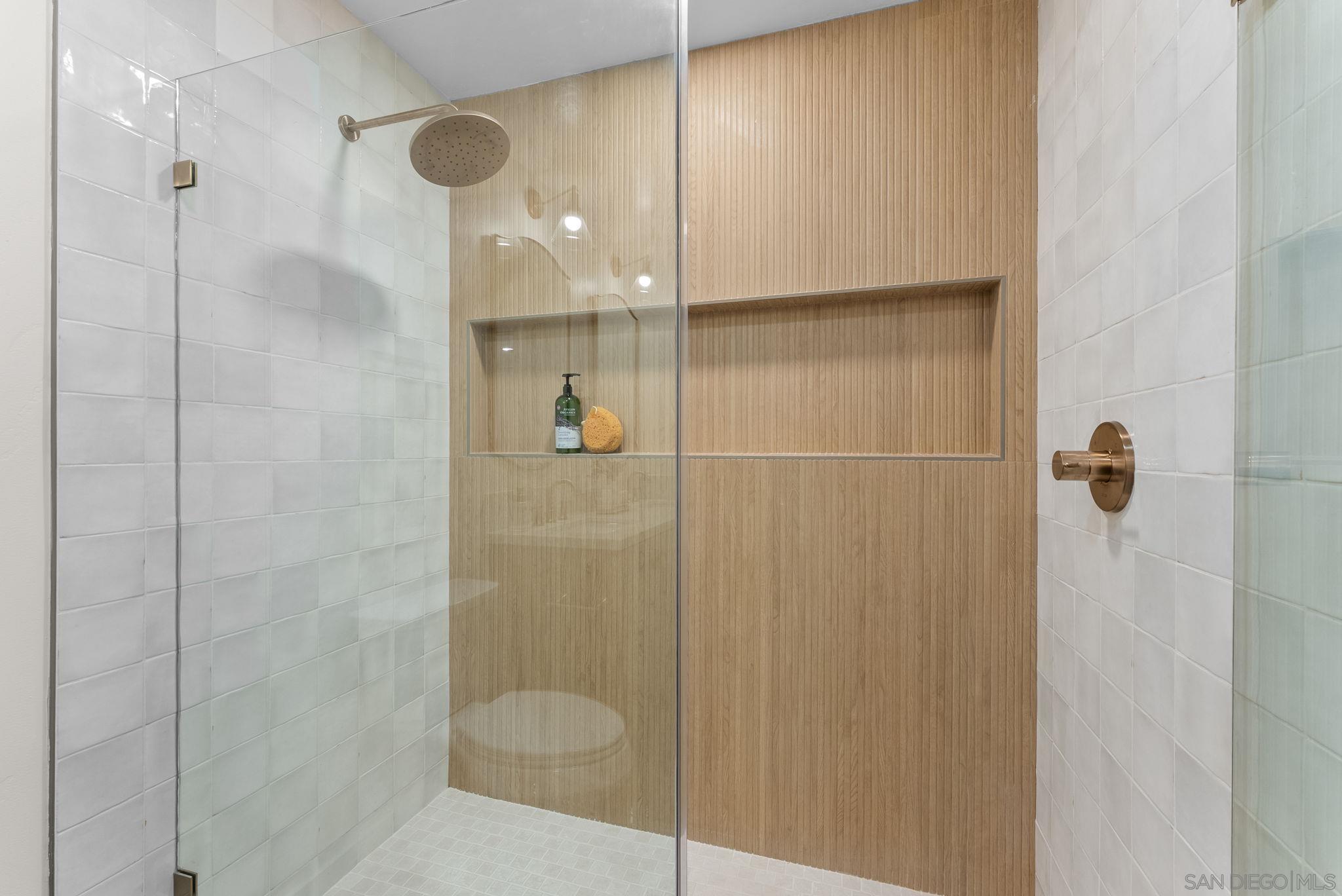 Detail Gallery Image 13 of 35 For 9185  Altamont Road, La Mesa,  CA 91942 - 3 Beds | 2 Baths