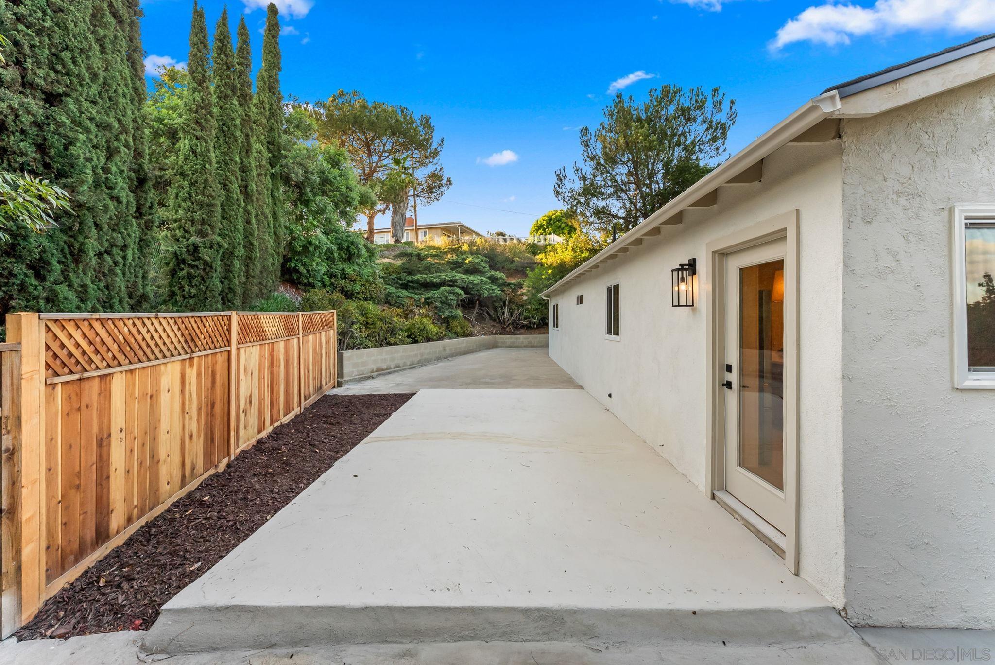 Detail Gallery Image 32 of 35 For 9185  Altamont Road, La Mesa,  CA 91942 - 3 Beds | 2 Baths