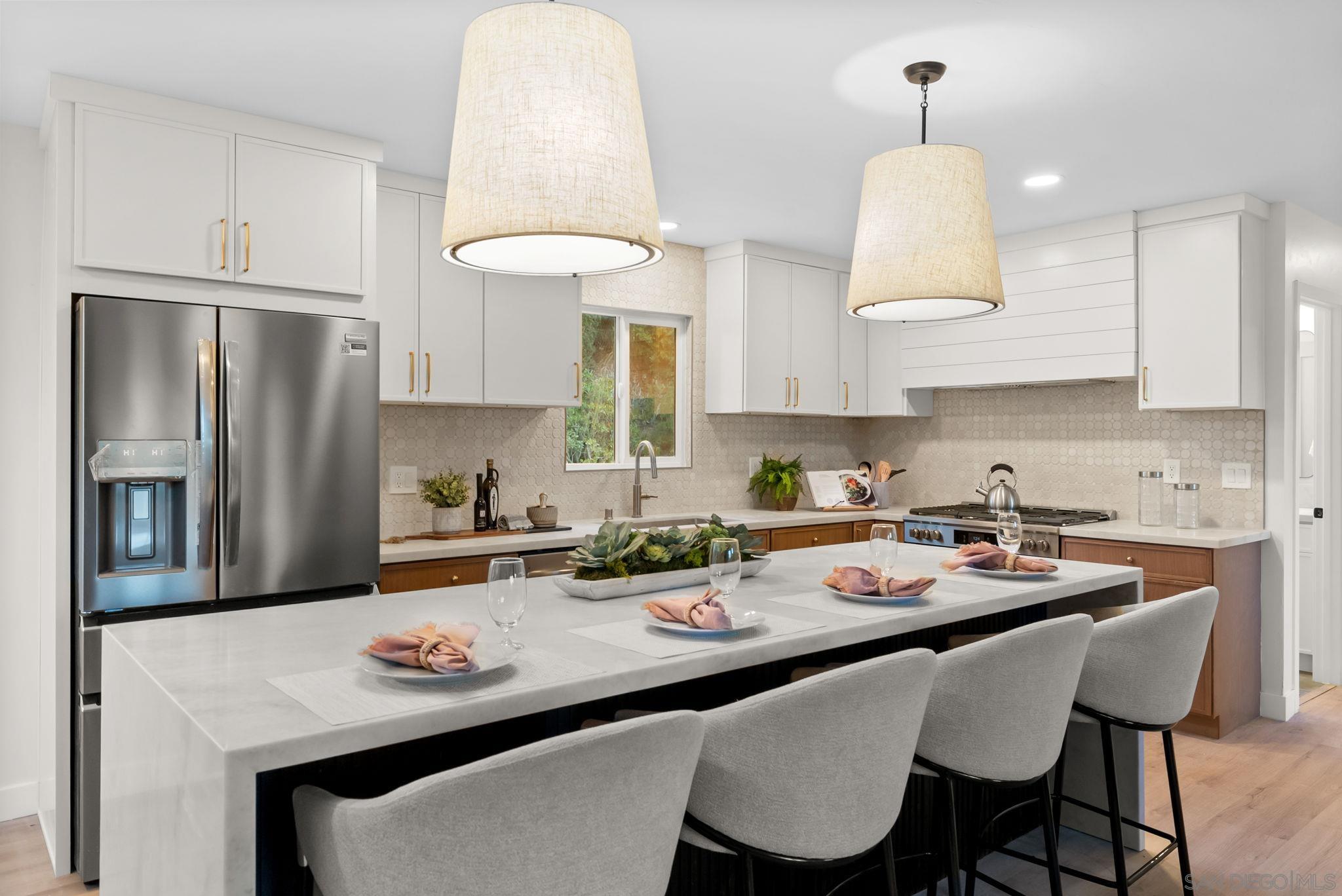 Detail Gallery Image 10 of 35 For 9185  Altamont Road, La Mesa,  CA 91942 - 3 Beds | 2 Baths