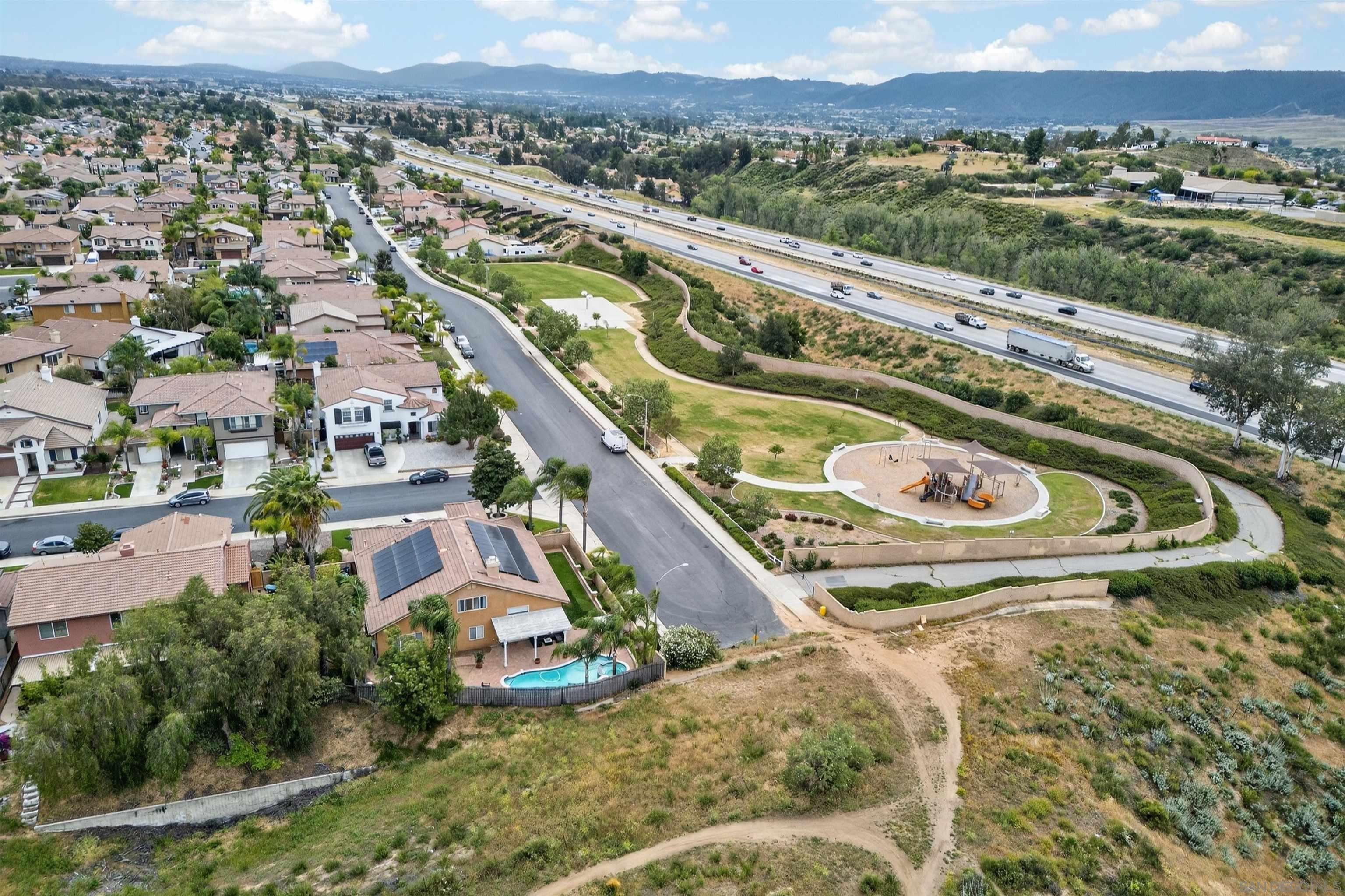 Detail Gallery Image 12 of 71 For 41245  Breckin, Murrieta,  CA 92562 - 4 Beds | 3 Baths