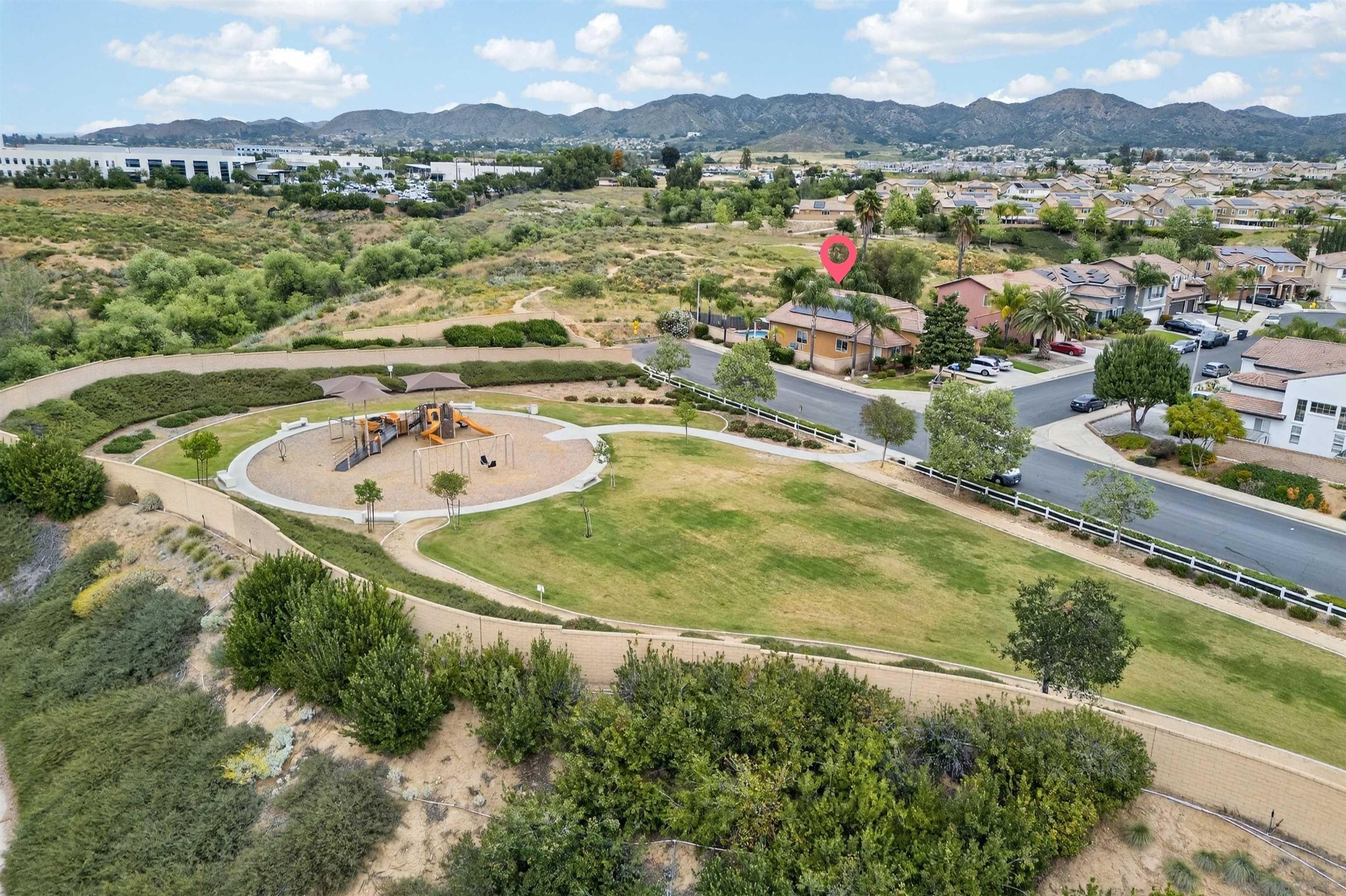 Detail Gallery Image 10 of 71 For 41245  Breckin, Murrieta,  CA 92562 - 4 Beds | 3 Baths