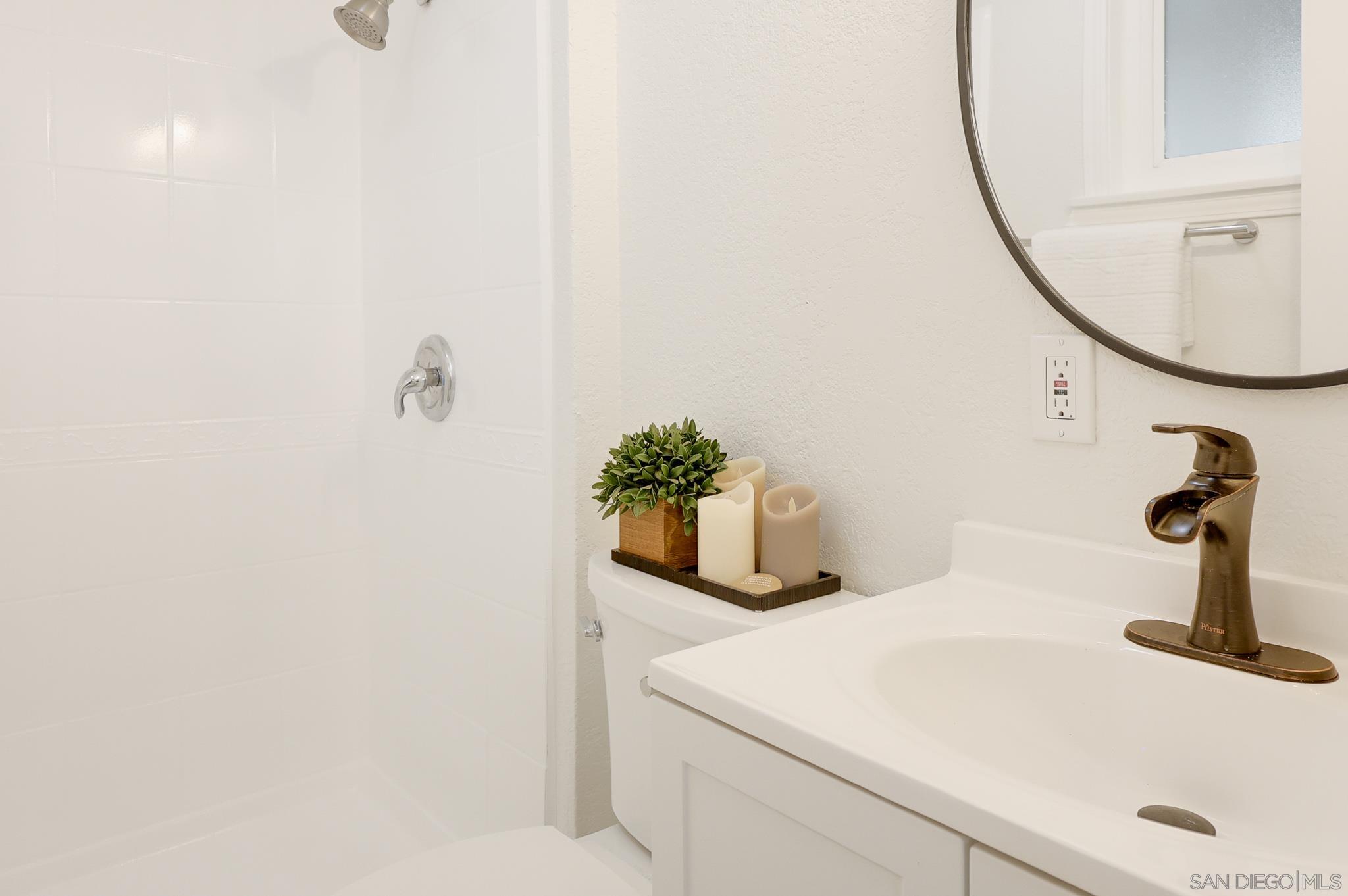 Detail Gallery Image 13 of 33 For 3690  Chanute, San Diego,  CA 92154 - 4 Beds | 2 Baths