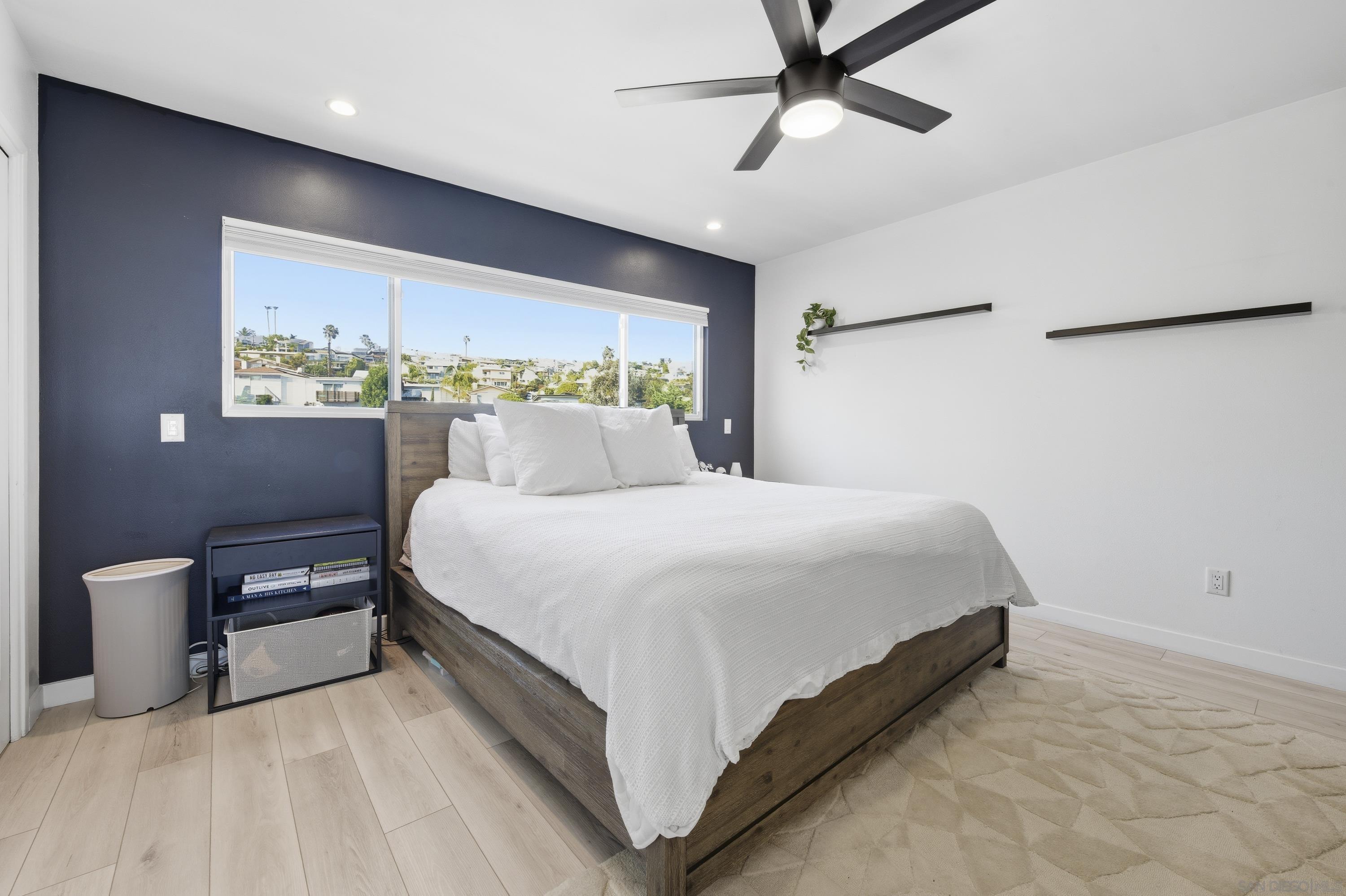Detail Gallery Image 24 of 48 For 2354  Chalcedony, San Diego,  CA 92109 - 3 Beds | 2 Baths