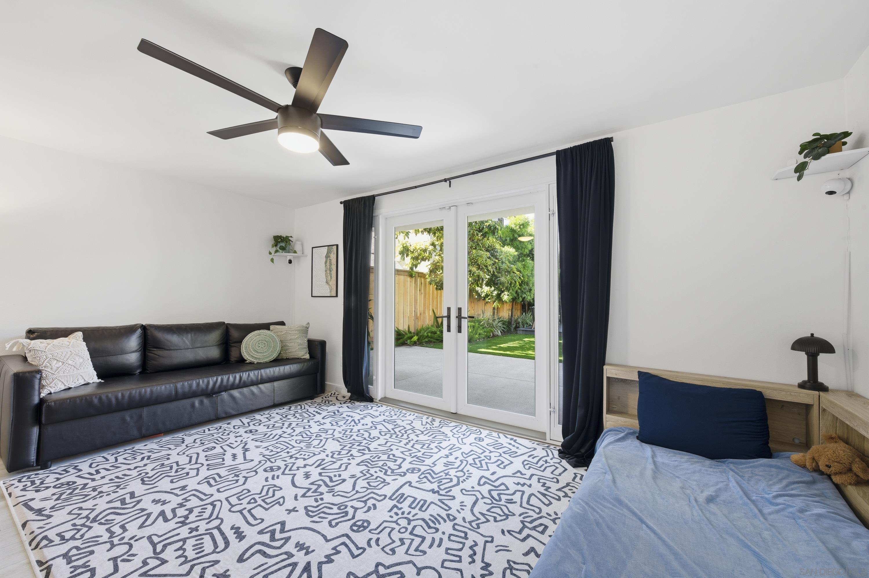 Detail Gallery Image 29 of 48 For 2354  Chalcedony, San Diego,  CA 92109 - 3 Beds | 2 Baths