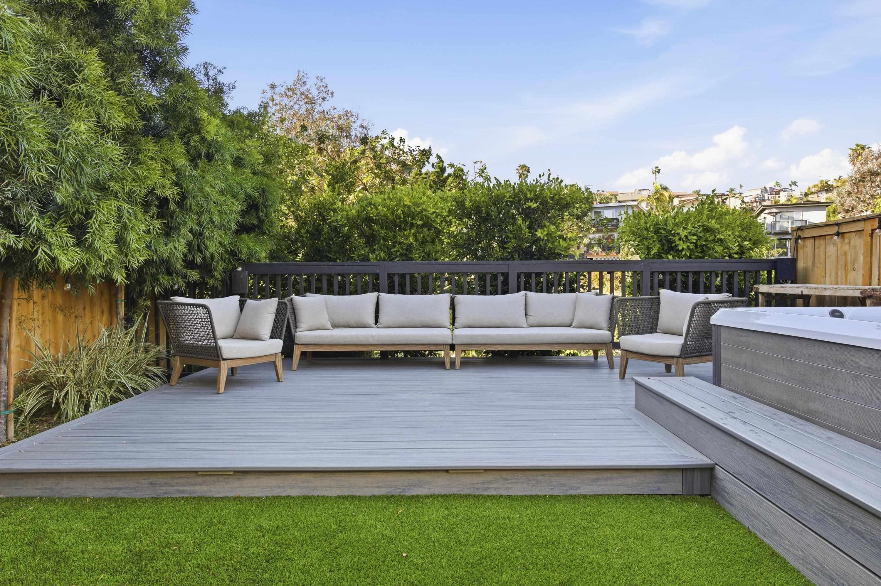 Detail Gallery Image 41 of 48 For 2354  Chalcedony, San Diego,  CA 92109 - 3 Beds | 2 Baths