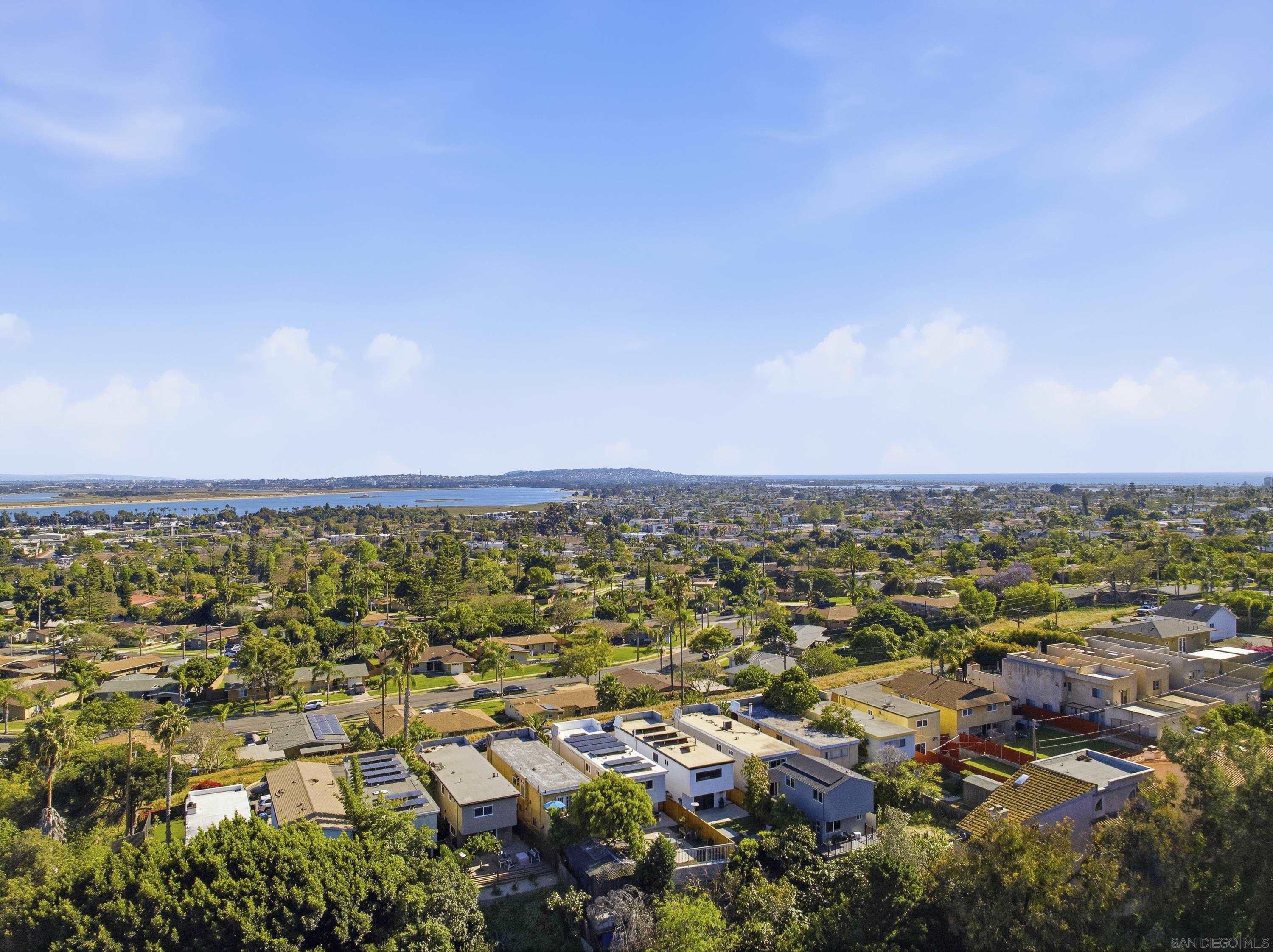 Detail Gallery Image 44 of 48 For 2354  Chalcedony, San Diego,  CA 92109 - 3 Beds | 2 Baths