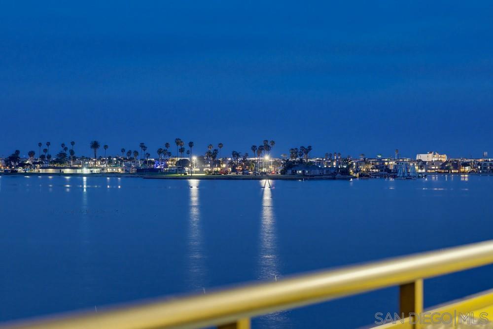 Detail Gallery Image 44 of 72 For 3916  Riviera Dr Unit 504, San Diego,  CA 92109 - 2 Beds | 2 Baths