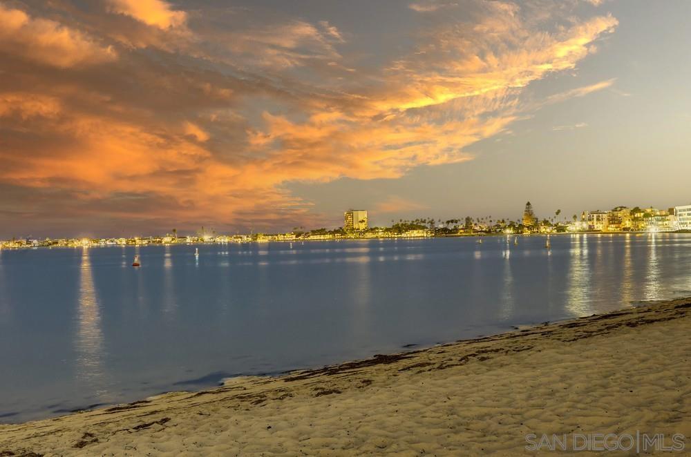 Detail Gallery Image 48 of 72 For 3916  Riviera Dr Unit 504, San Diego,  CA 92109 - 2 Beds | 2 Baths