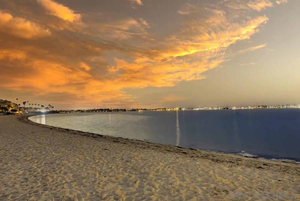 Detail Gallery Image 49 of 72 For 3916  Riviera Dr Unit 504, San Diego,  CA 92109 - 2 Beds | 2 Baths