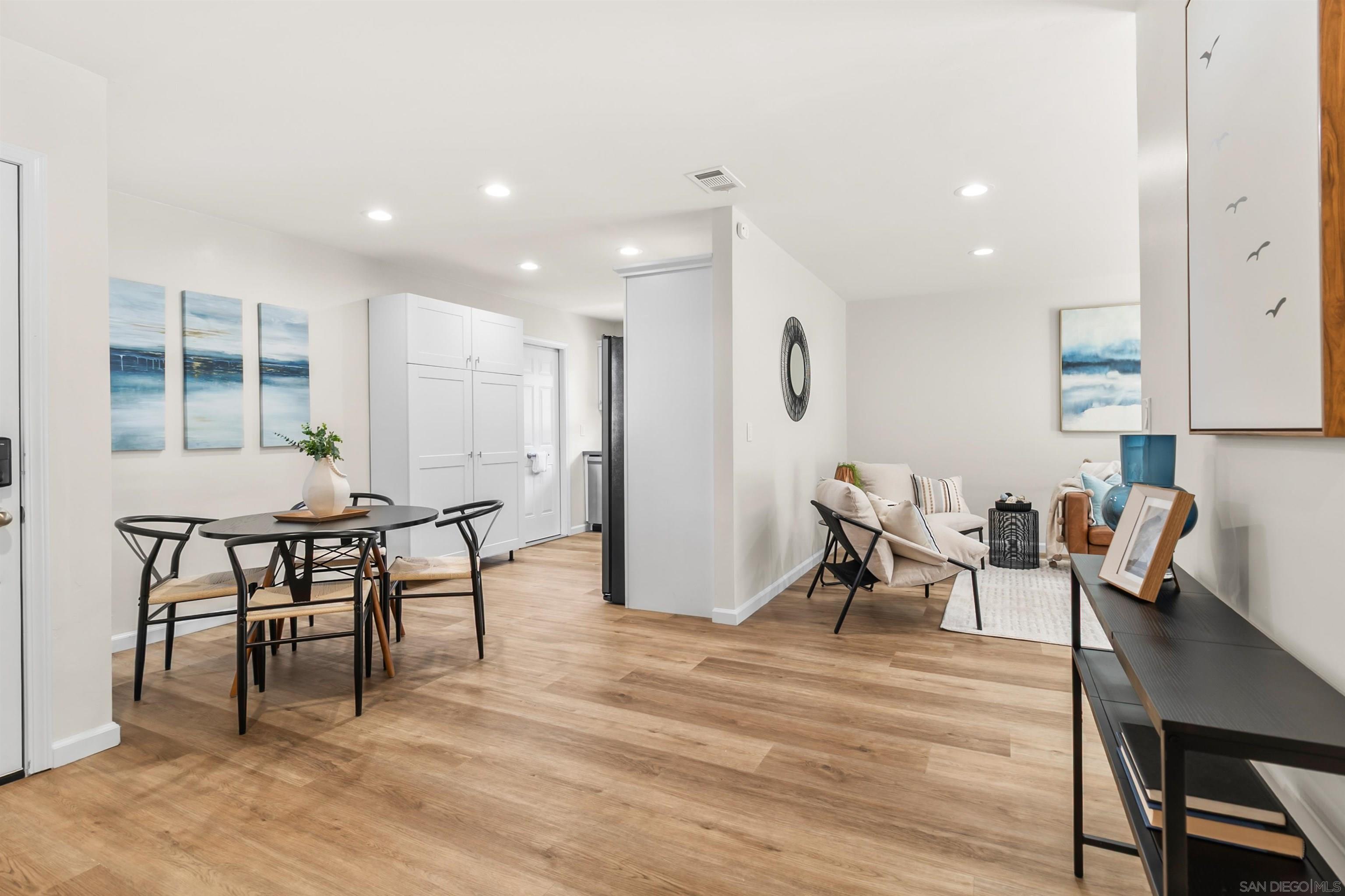 Detail Gallery Image 12 of 46 For 2309  Saratoga, Oceanside,  CA 92054 - 3 Beds | 2 Baths