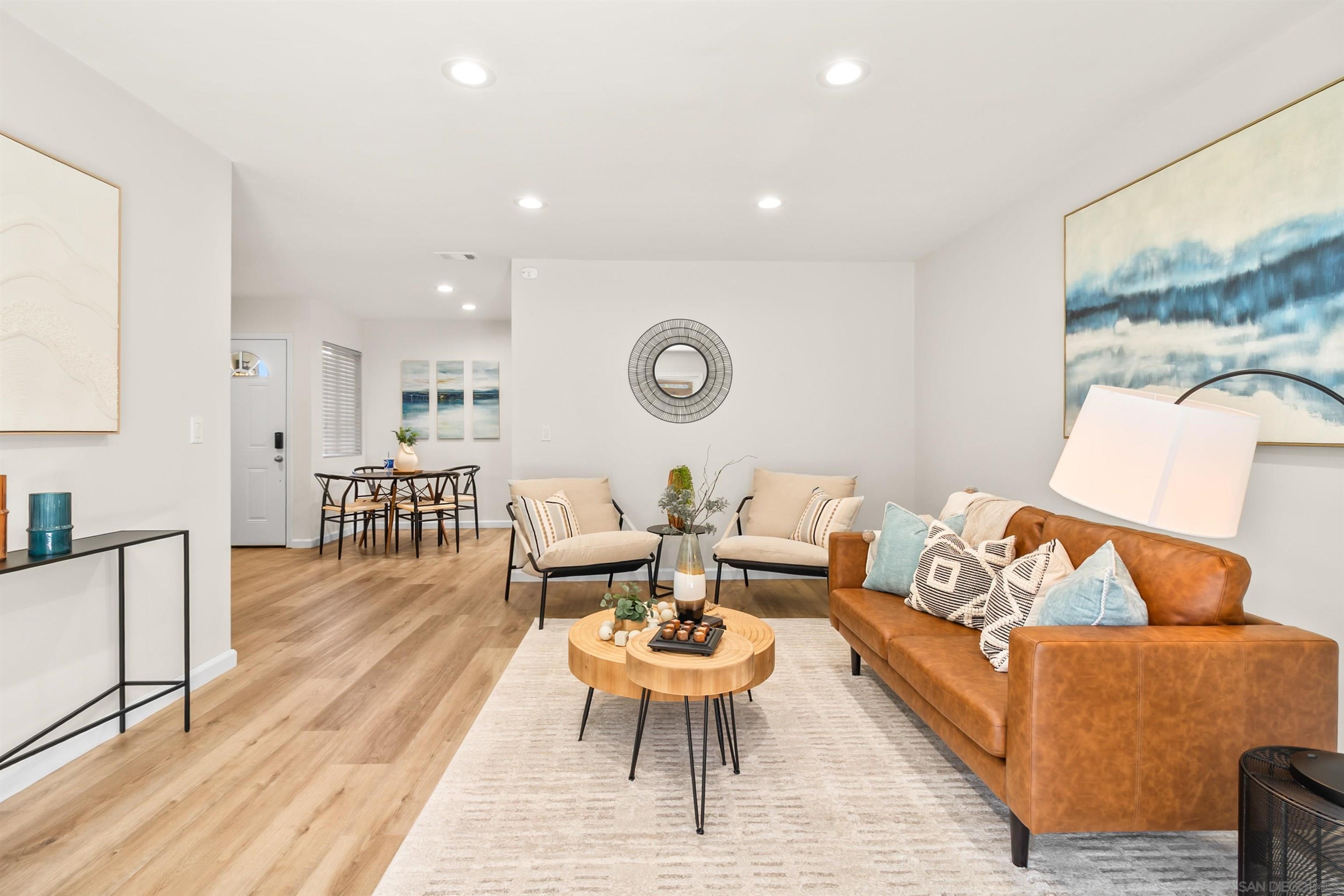 Detail Gallery Image 3 of 46 For 2309  Saratoga, Oceanside,  CA 92054 - 3 Beds | 2 Baths