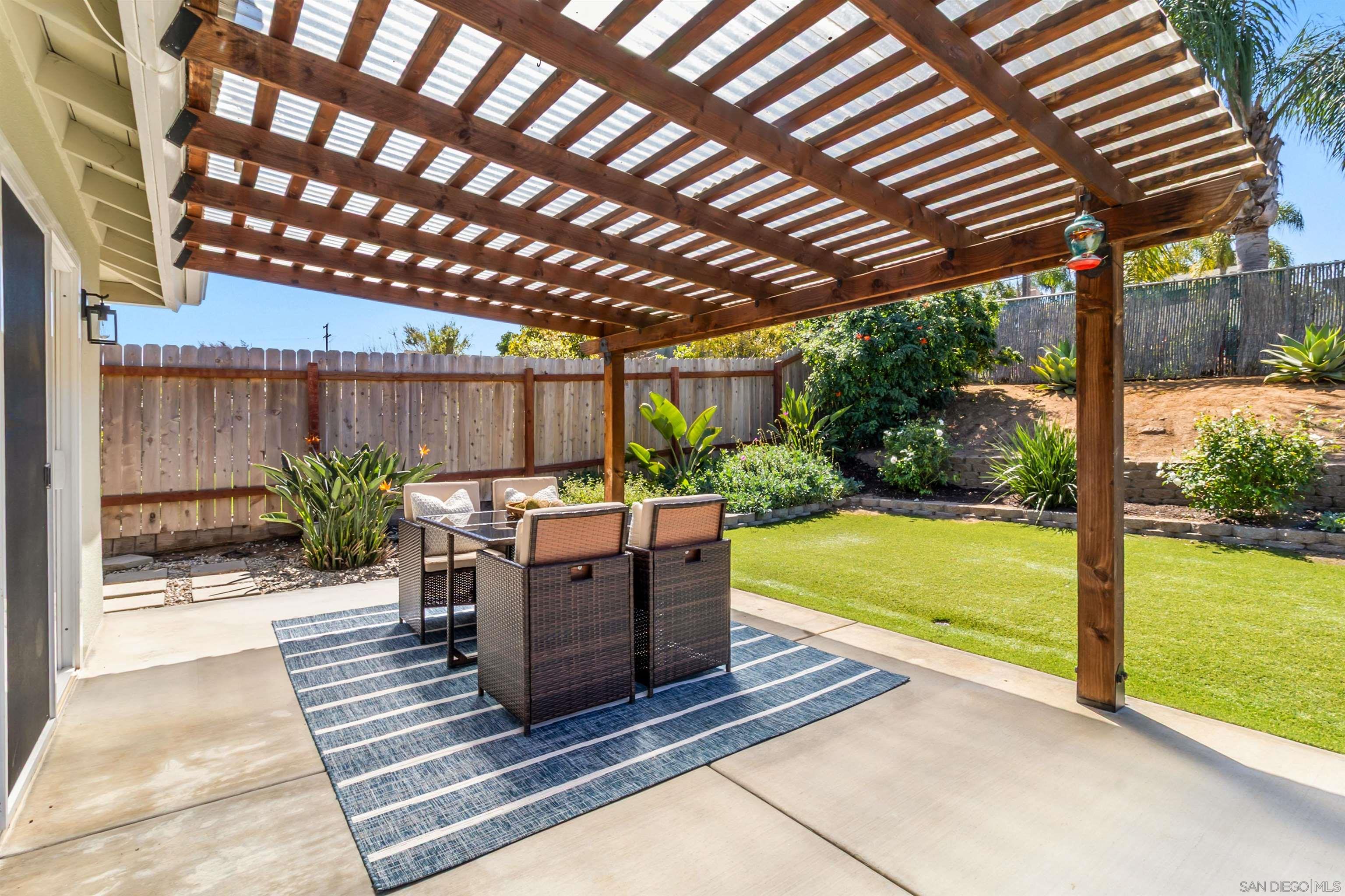 Detail Gallery Image 34 of 46 For 2309  Saratoga, Oceanside,  CA 92054 - 3 Beds | 2 Baths