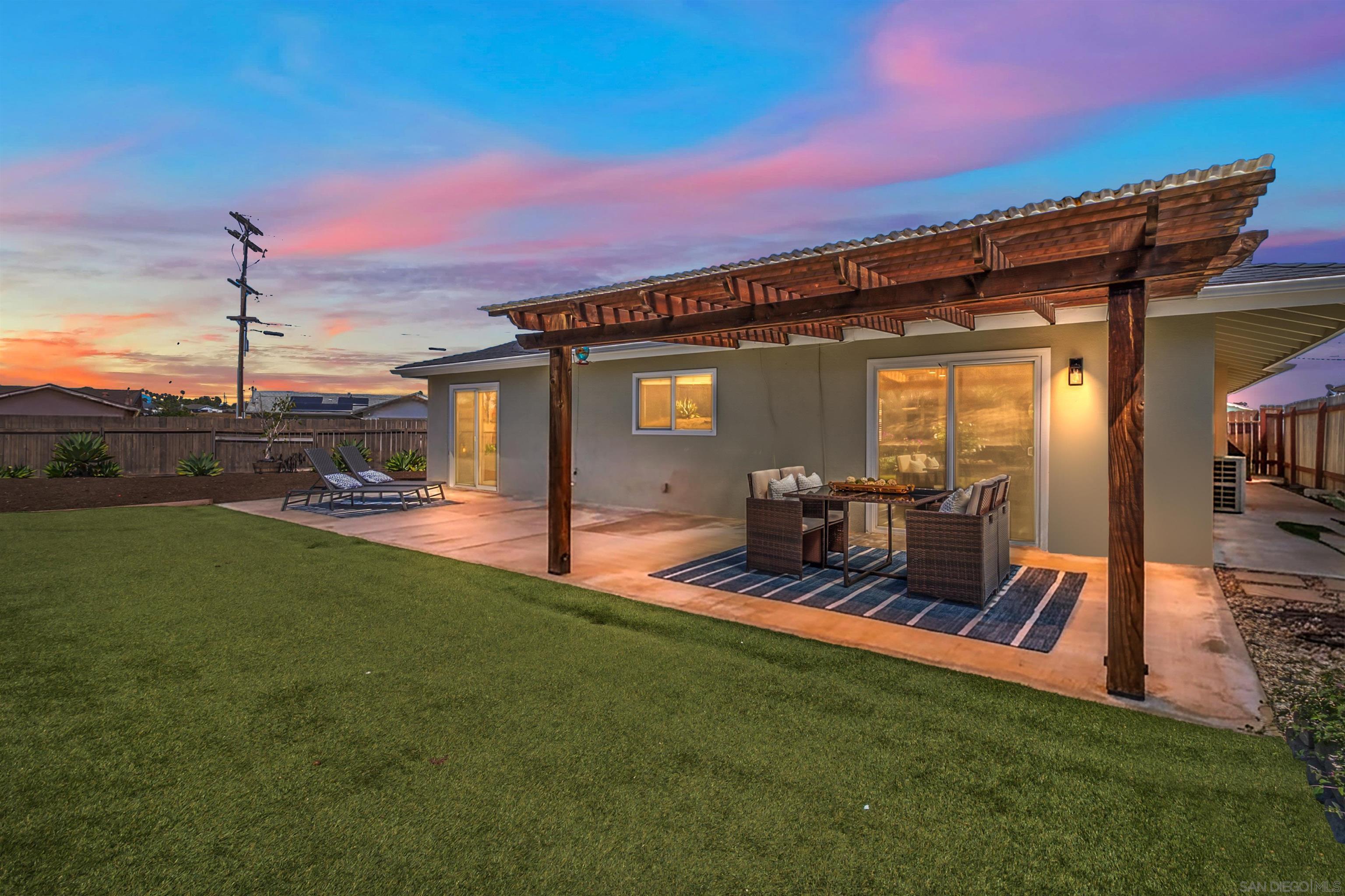 Detail Gallery Image 41 of 46 For 2309  Saratoga, Oceanside,  CA 92054 - 3 Beds | 2 Baths