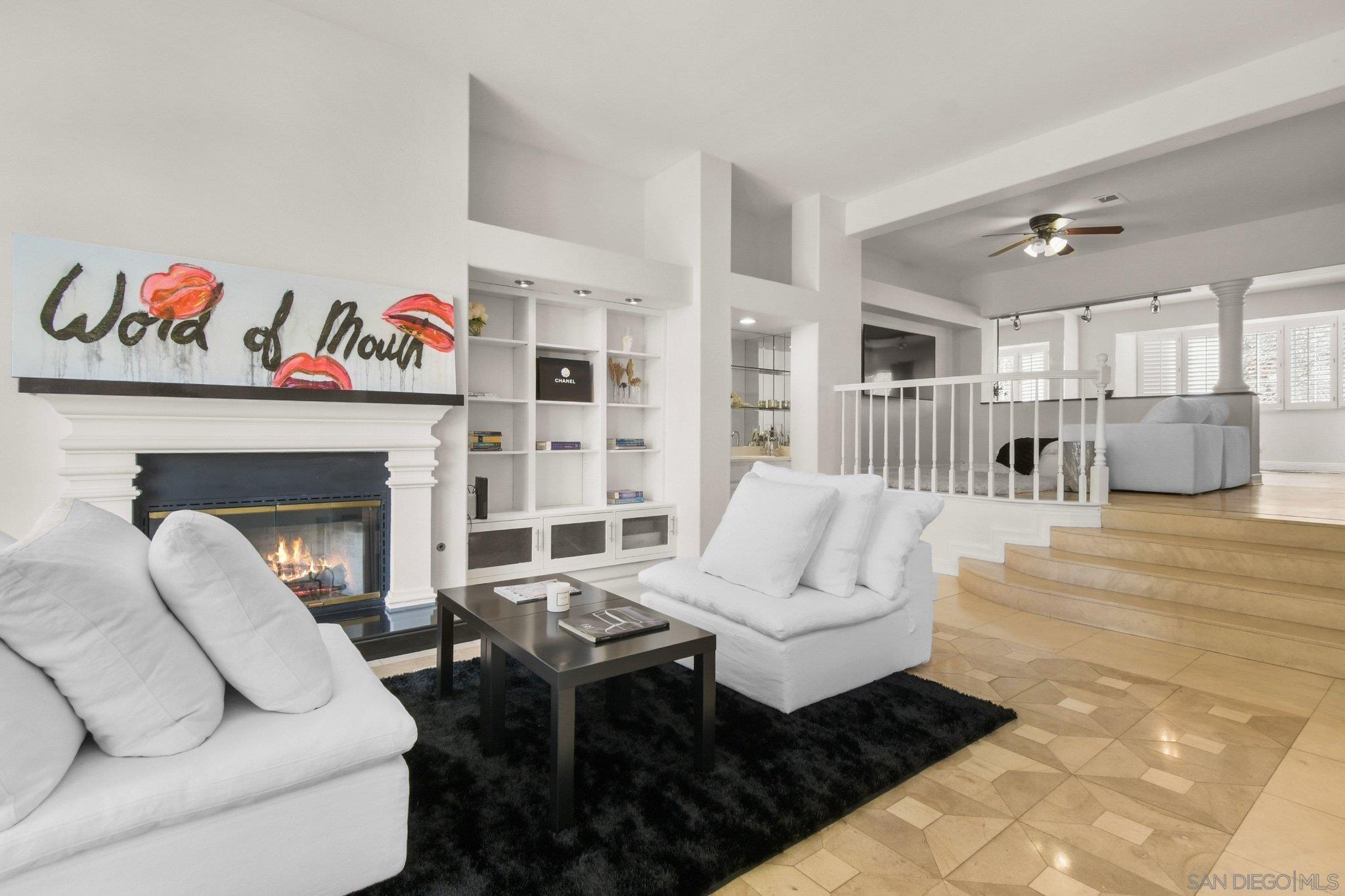 Detail Gallery Image 8 of 49 For 5117  Renaissance Ave  #D,  San Diego,  CA 92122 - 3 Beds | 2/1 Baths