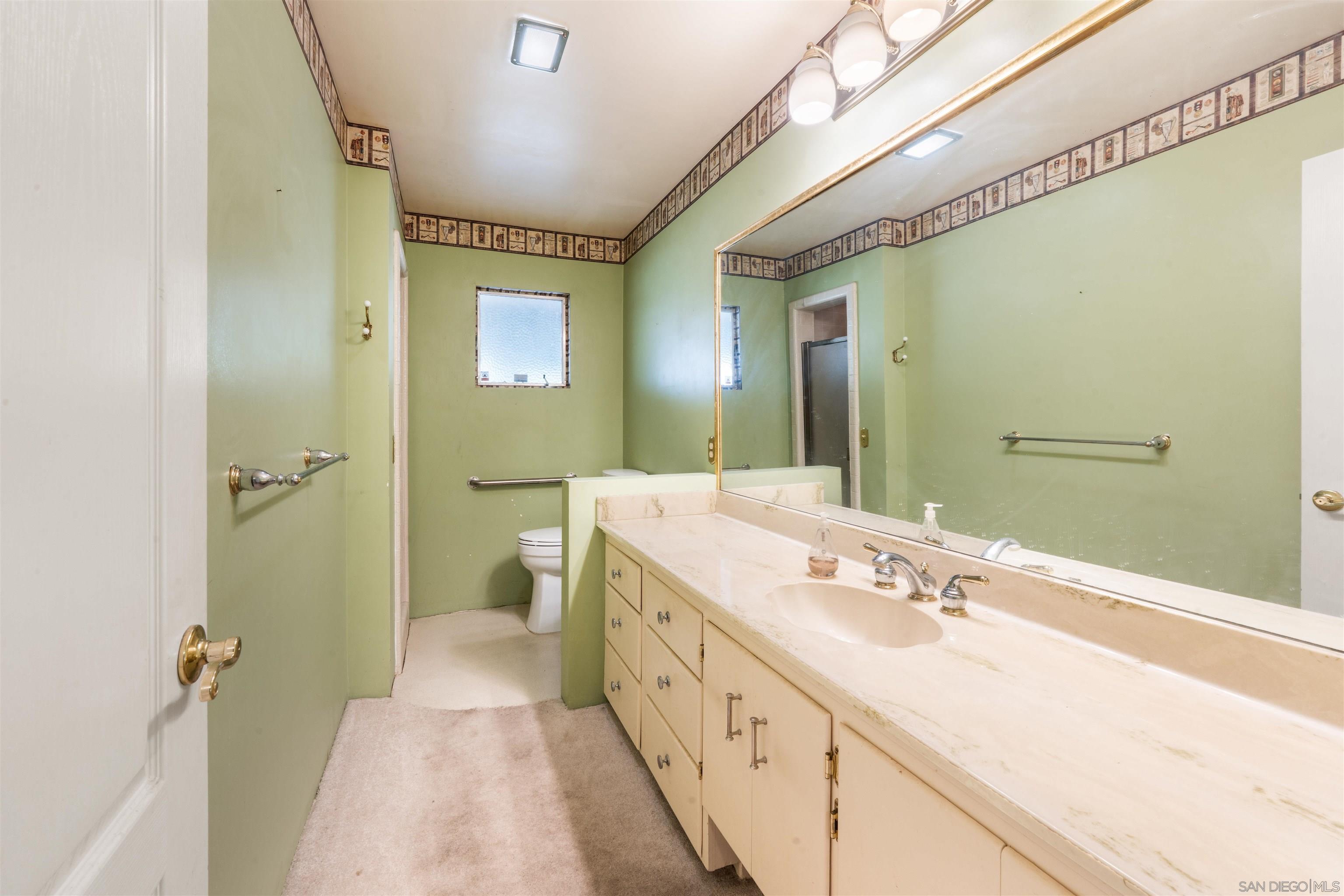 Detail Gallery Image 13 of 48 For 250 S Santa Rosa Ave, El Centro,  CA 92243 - 4 Beds | 2 Baths