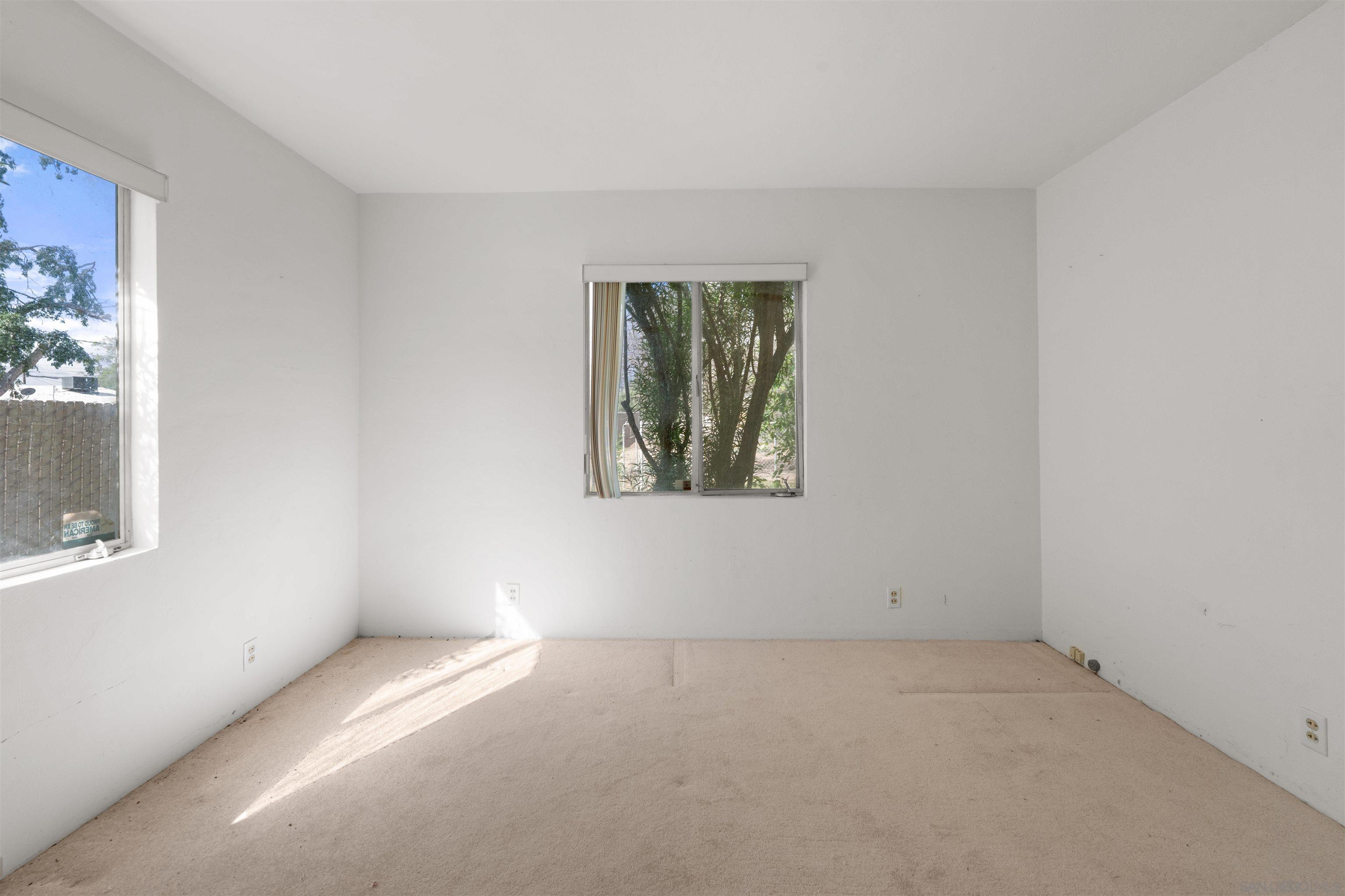 Detail Gallery Image 19 of 48 For 250 S Santa Rosa Ave, El Centro,  CA 92243 - 4 Beds | 2 Baths