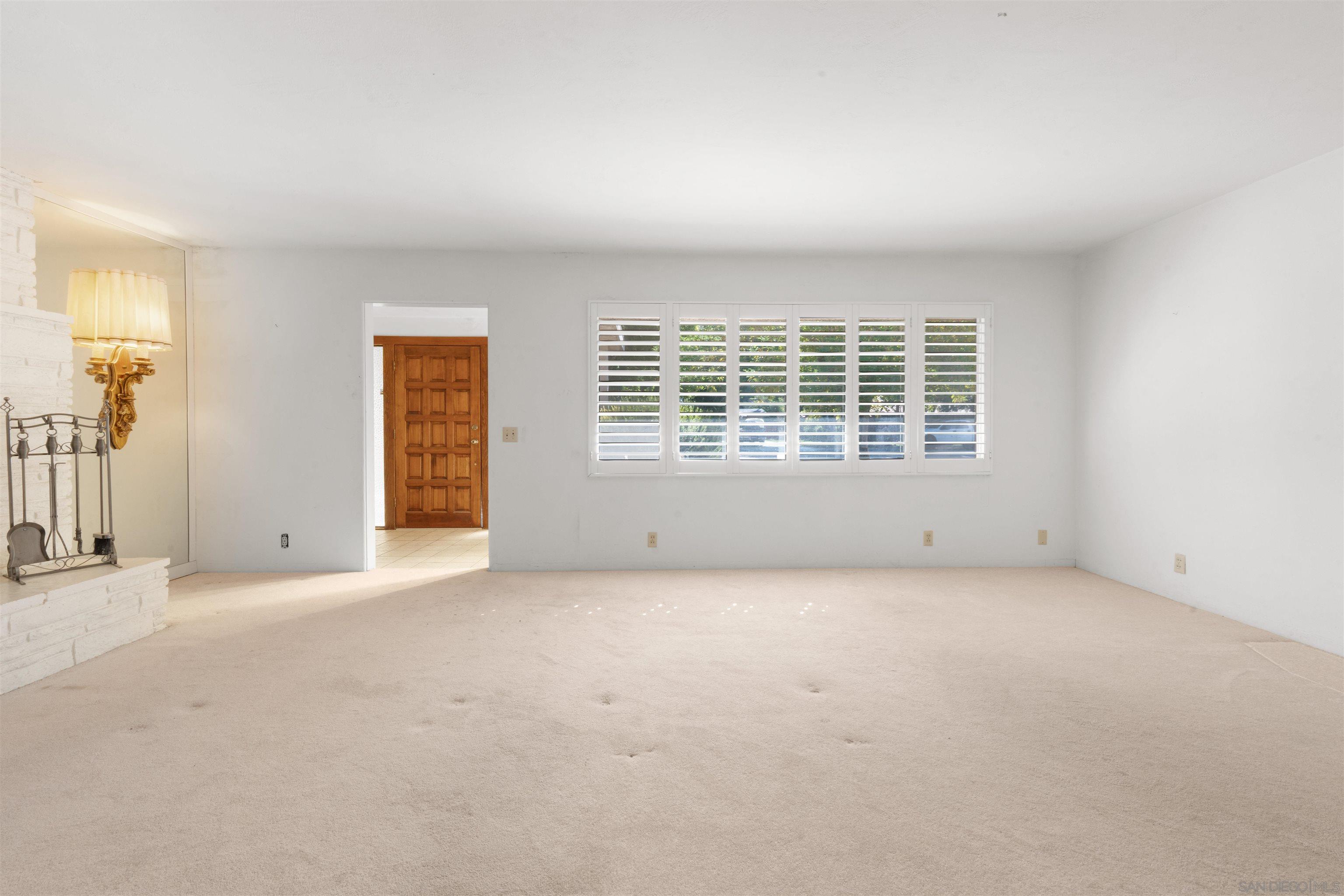 Detail Gallery Image 3 of 48 For 250 S Santa Rosa Ave, El Centro,  CA 92243 - 4 Beds | 2 Baths