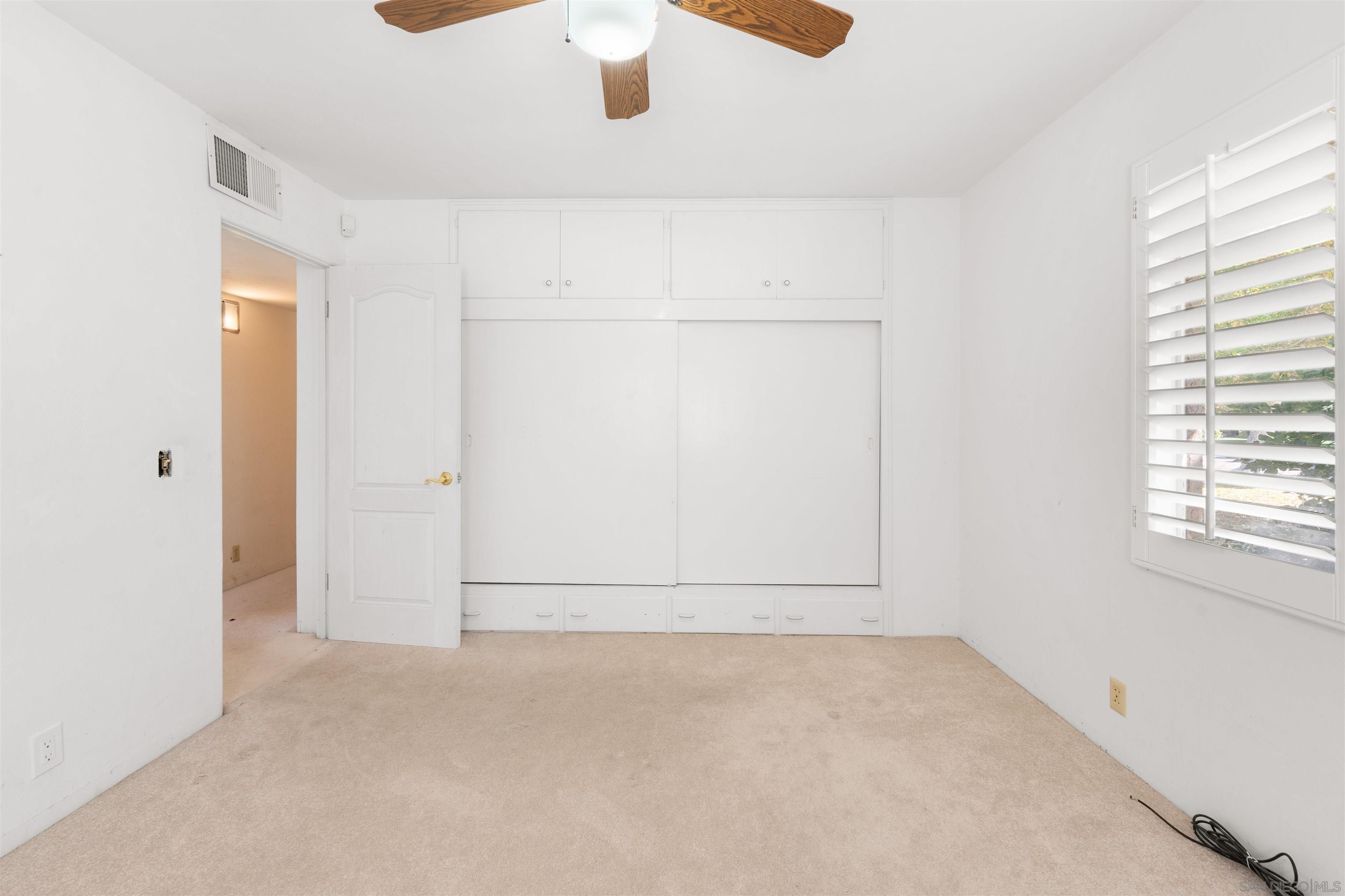 Detail Gallery Image 22 of 48 For 250 S Santa Rosa Ave, El Centro,  CA 92243 - 4 Beds | 2 Baths