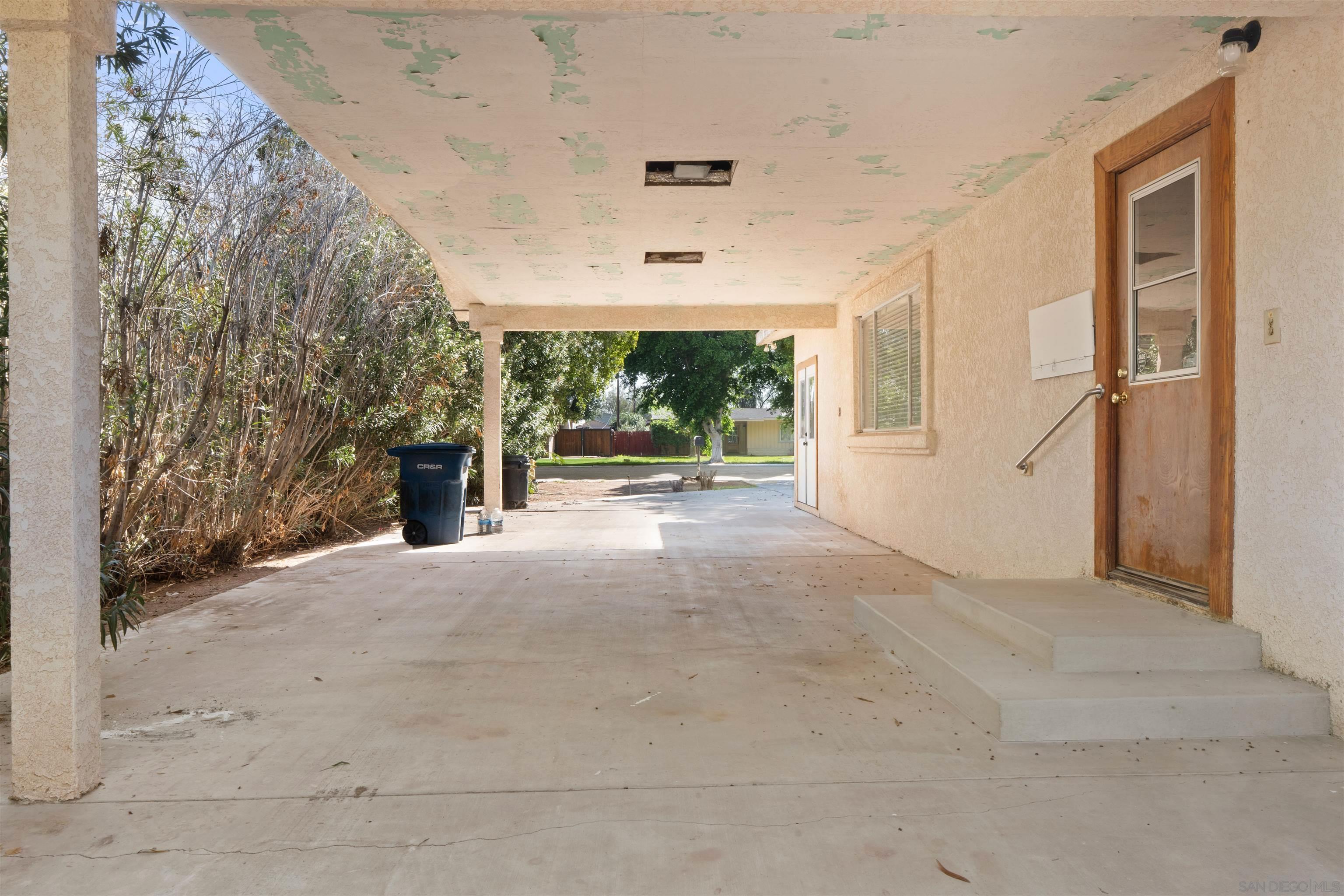 Detail Gallery Image 25 of 48 For 250 S Santa Rosa Ave, El Centro,  CA 92243 - 4 Beds | 2 Baths