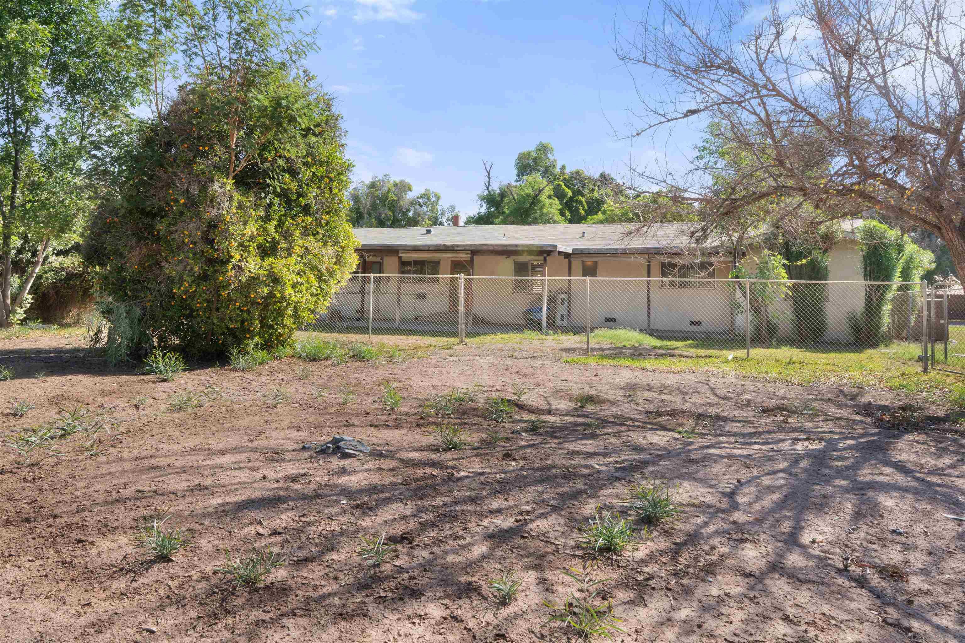 Detail Gallery Image 27 of 48 For 250 S Santa Rosa Ave, El Centro,  CA 92243 - 4 Beds | 2 Baths