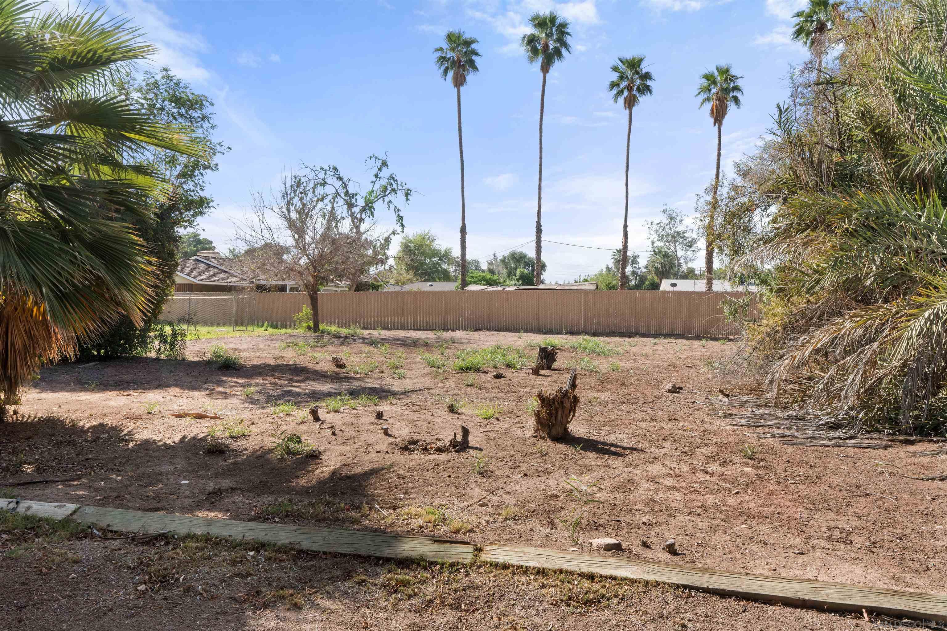 Detail Gallery Image 28 of 48 For 250 S Santa Rosa Ave, El Centro,  CA 92243 - 4 Beds | 2 Baths