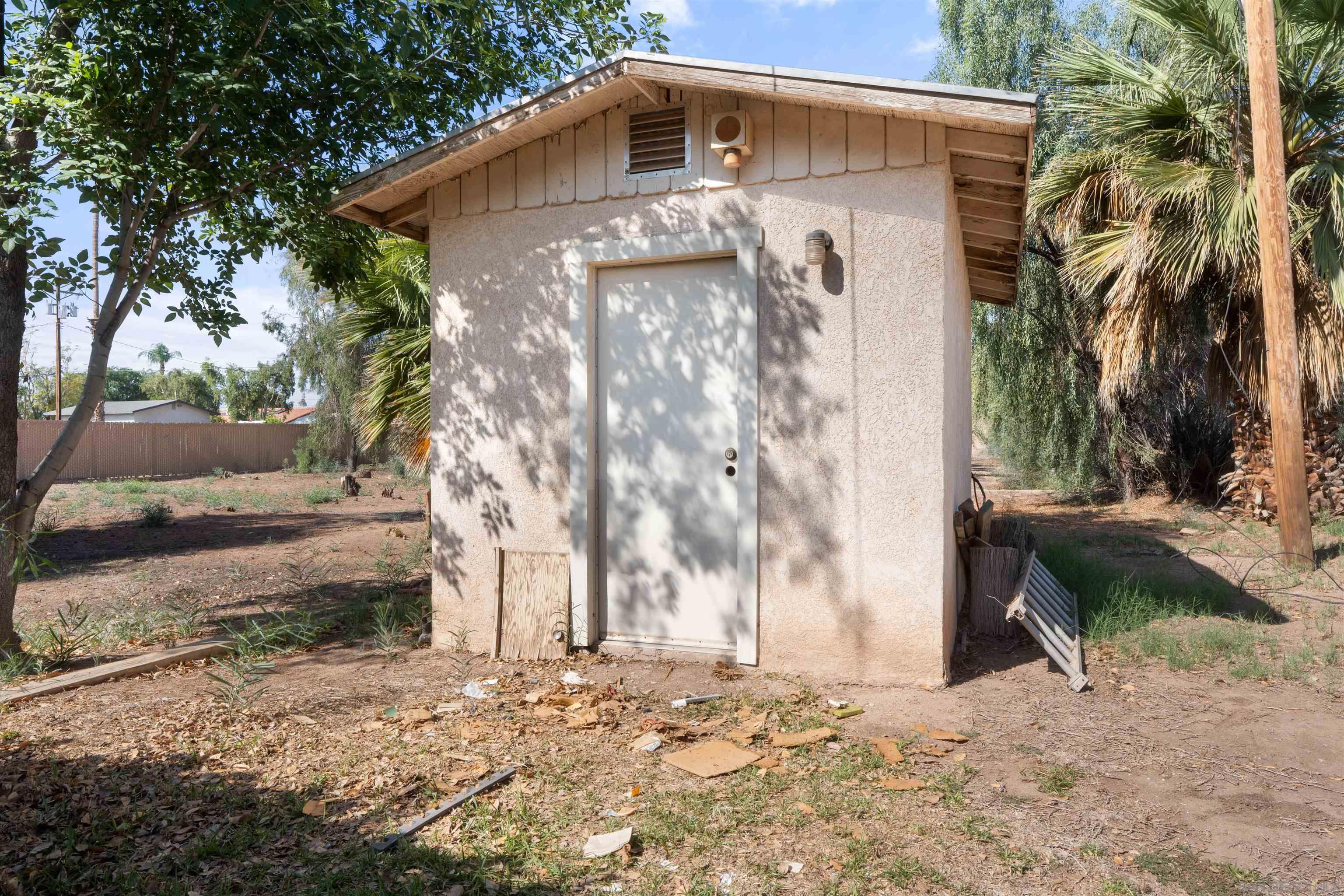 Detail Gallery Image 29 of 48 For 250 S Santa Rosa Ave, El Centro,  CA 92243 - 4 Beds | 2 Baths