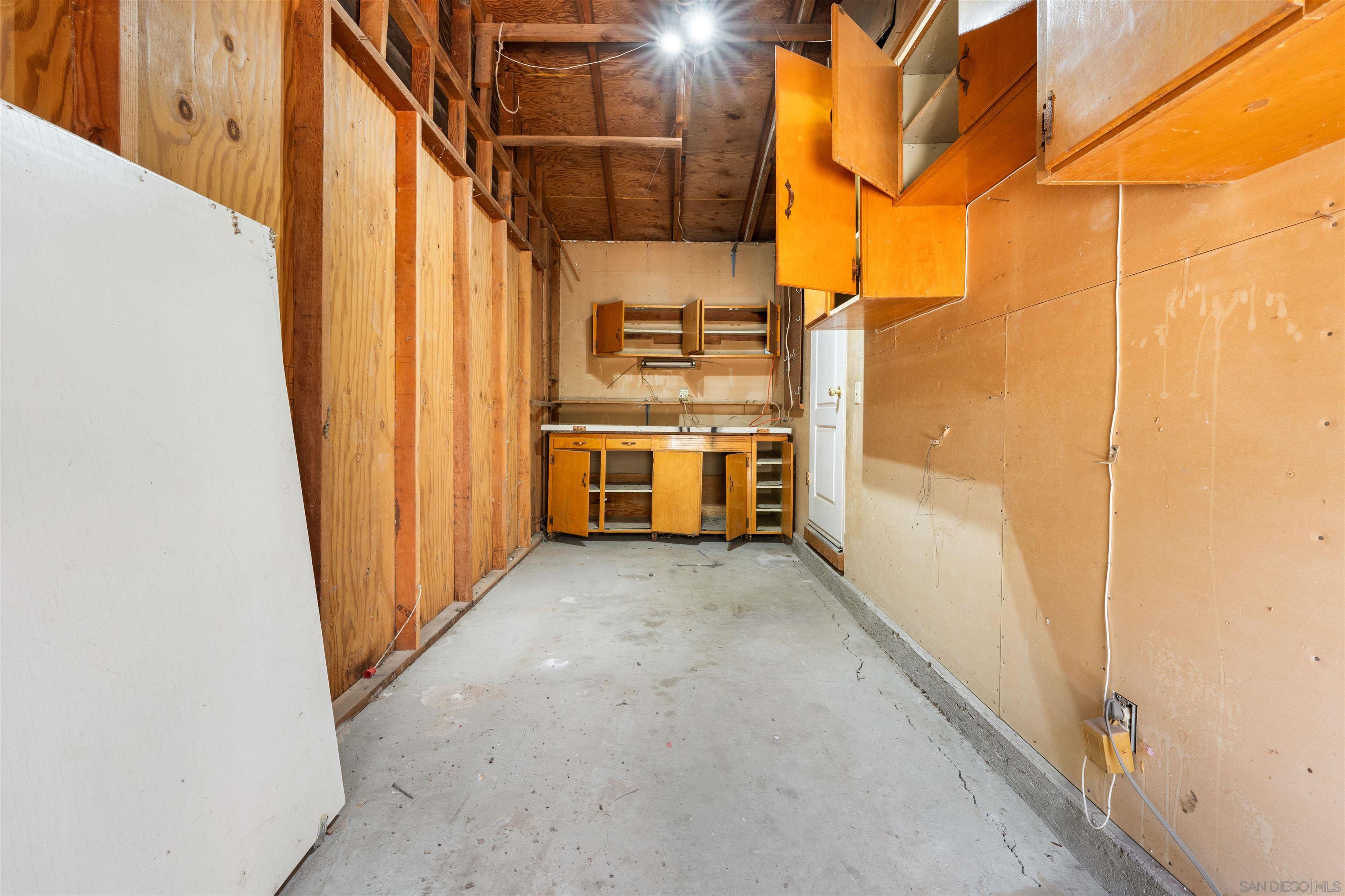 Detail Gallery Image 33 of 48 For 250 S Santa Rosa Ave, El Centro,  CA 92243 - 4 Beds | 2 Baths