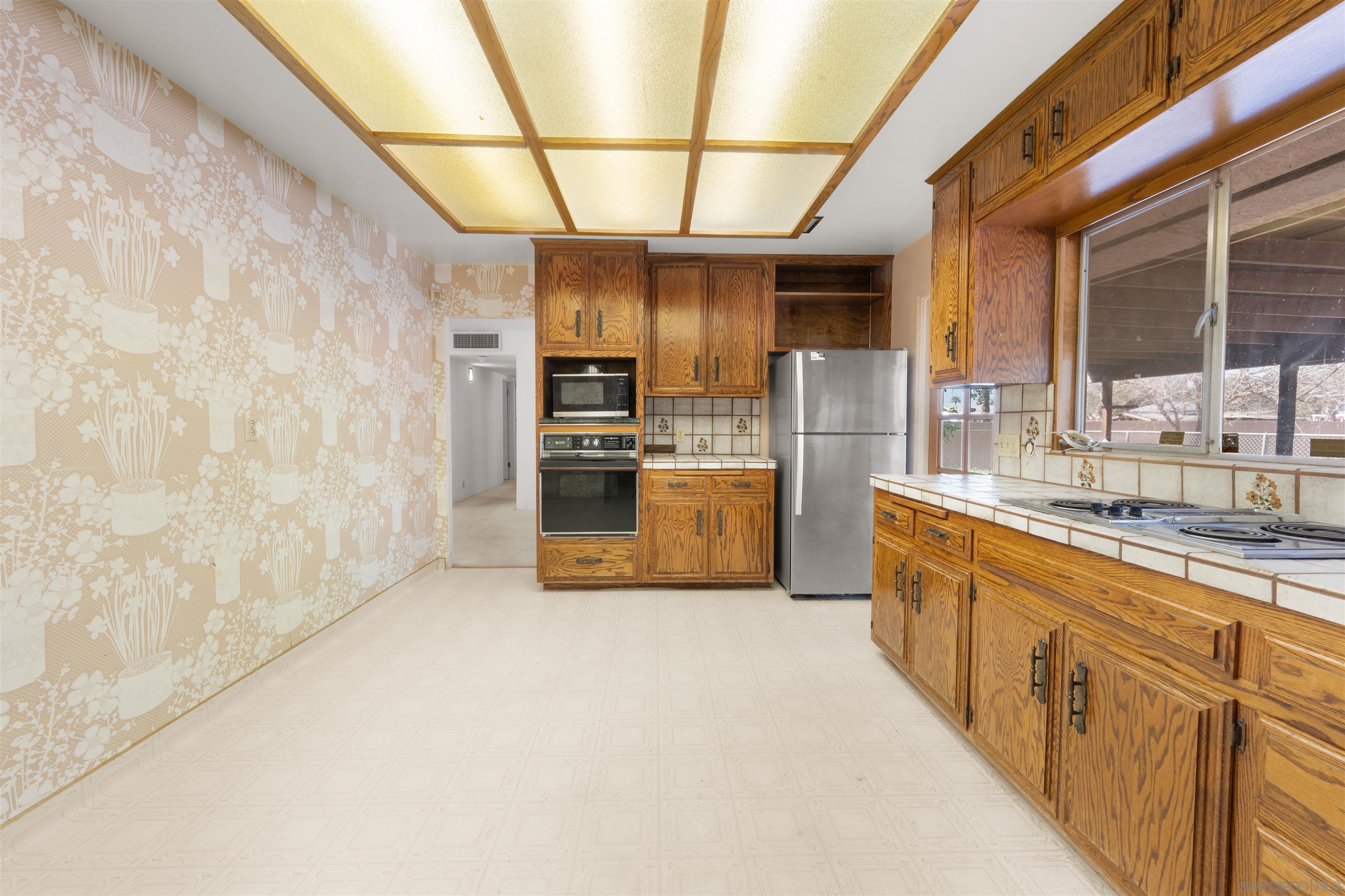 Detail Gallery Image 10 of 48 For 250 S Santa Rosa Ave, El Centro,  CA 92243 - 4 Beds | 2 Baths