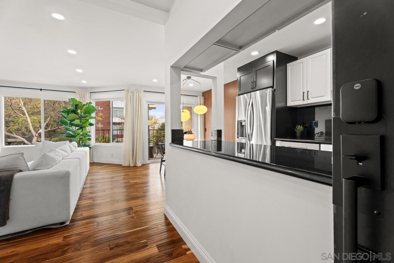 Detail Gallery Image 16 of 39 For 1650  8th  #104,  San Diego,  CA 92101 - 2 Beds | 2 Baths