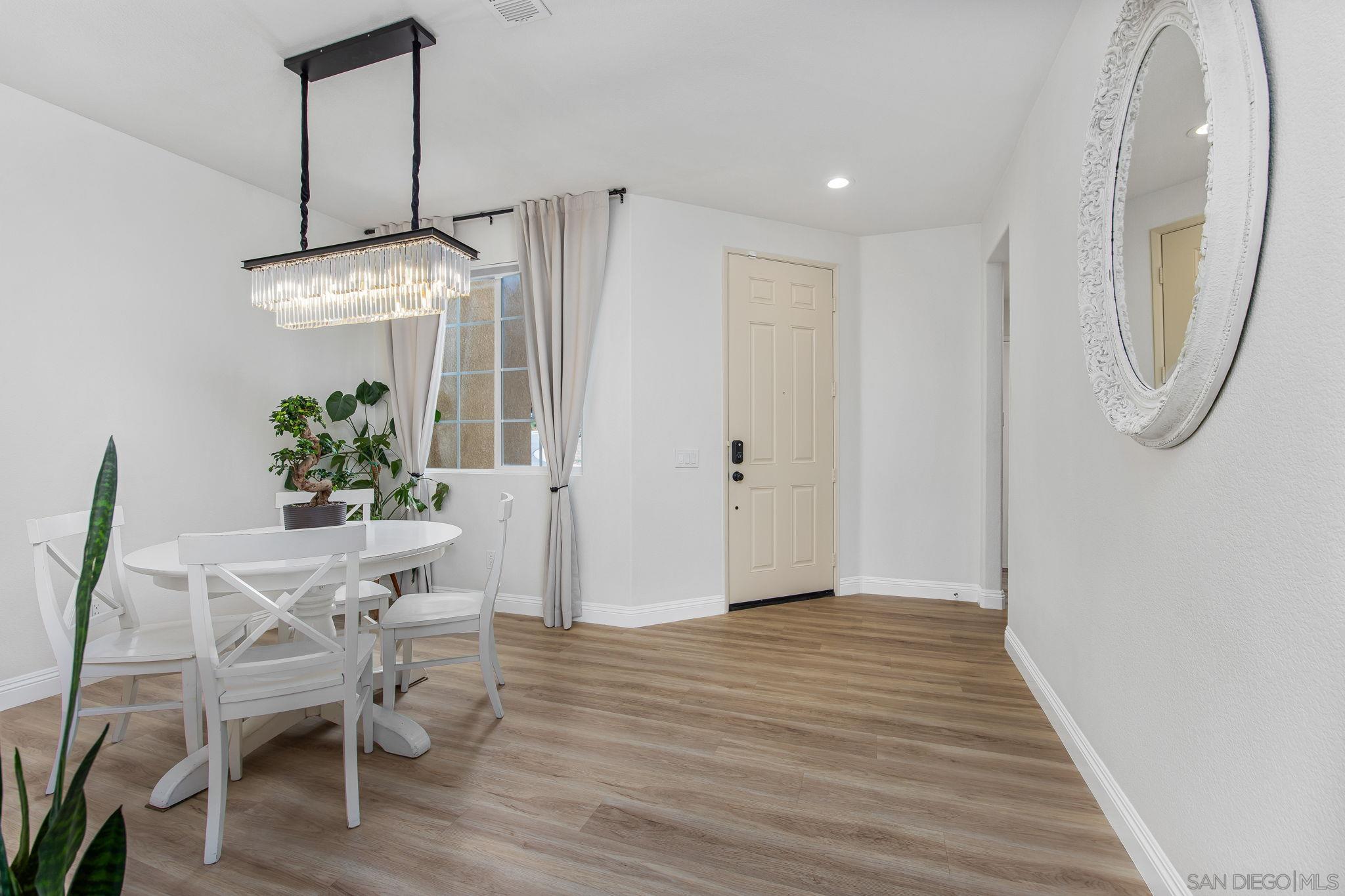 Detail Gallery Image 11 of 36 For 479  Camino Verde, San Marcos,  CA 92078 - 4 Beds | 3 Baths