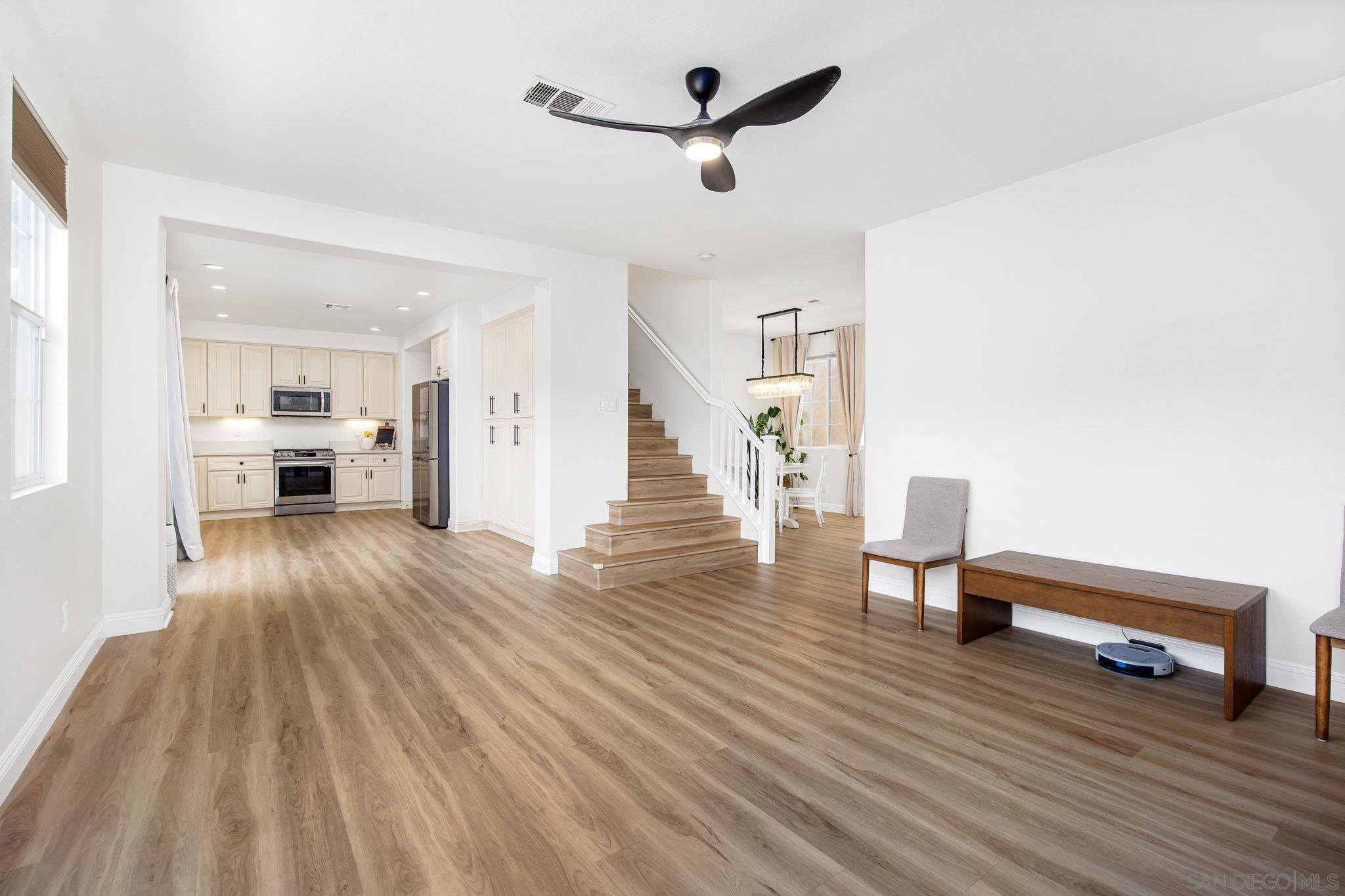 Detail Gallery Image 4 of 36 For 479  Camino Verde, San Marcos,  CA 92078 - 4 Beds | 3 Baths