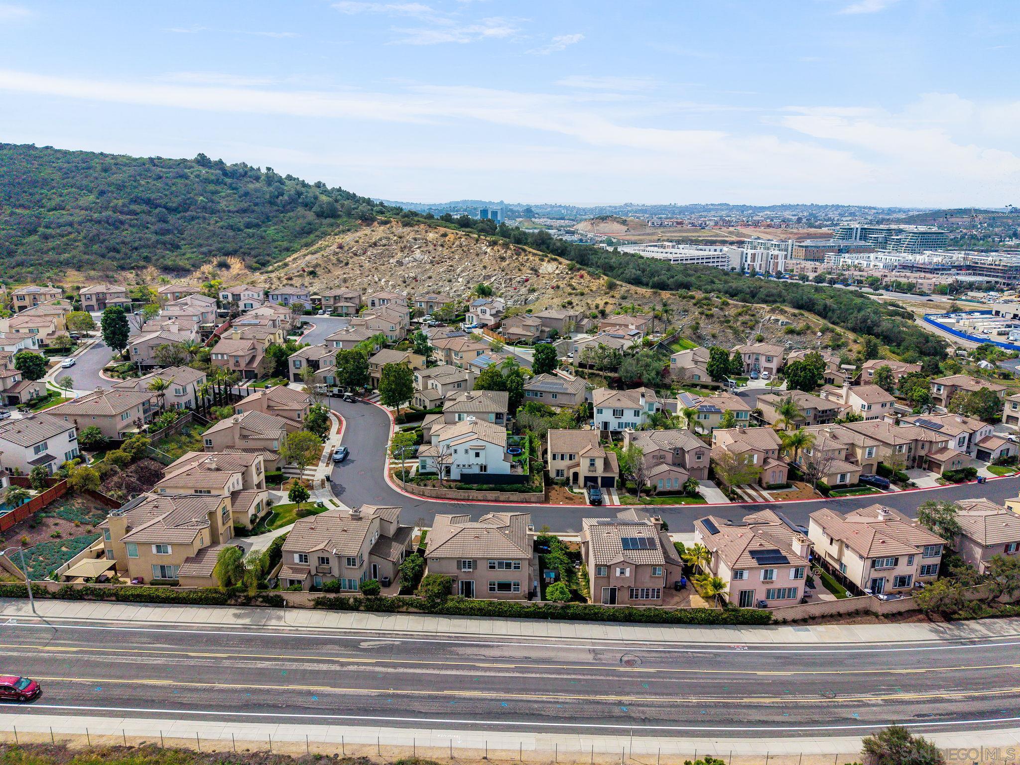 Detail Gallery Image 33 of 36 For 479  Camino Verde, San Marcos,  CA 92078 - 4 Beds | 3 Baths