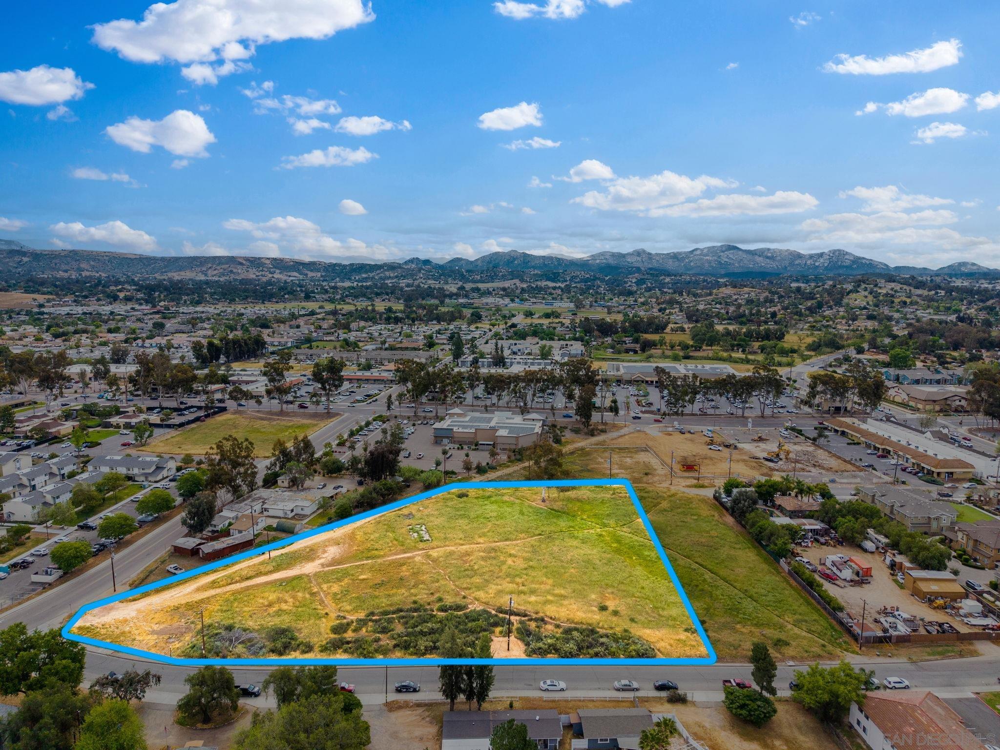 Detail Gallery Image 3 of 10 For , Ramona,  CA 92065 - – Beds | – Baths