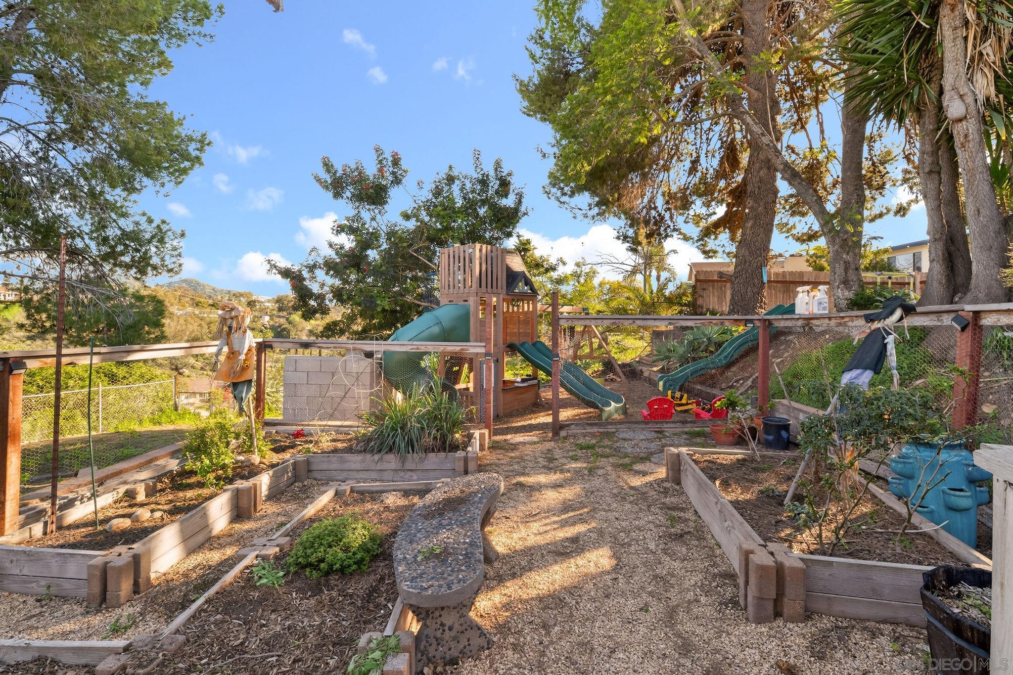 Detail Gallery Image 18 of 34 For 5847  Amarillo Ave, La Mesa,  CA 91942 - 3 Beds | 2 Baths