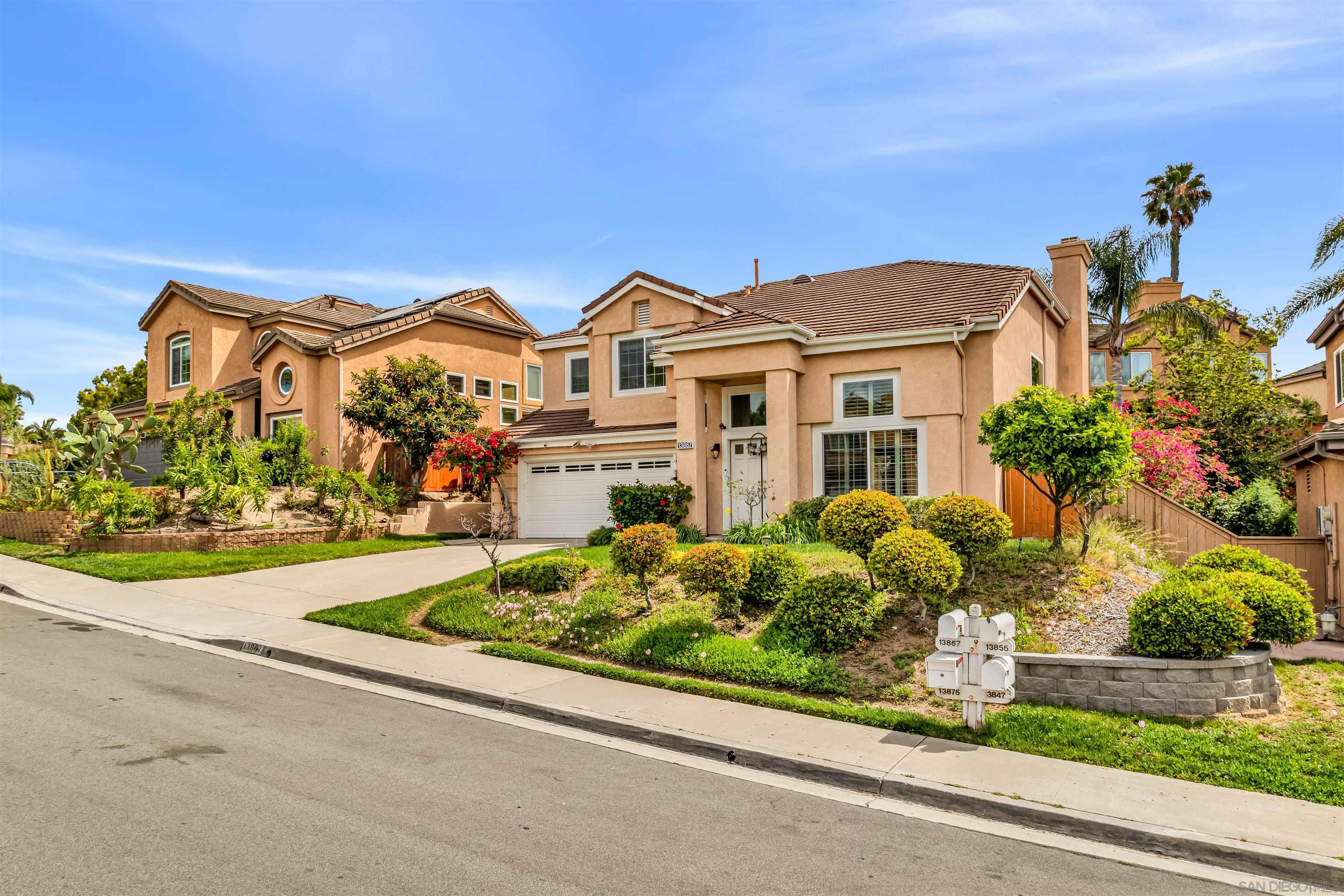 Detail Gallery Image 2 of 35 For 13867  Lewiston Street, San Diego,  CA 92128 - 3 Beds | 2/1 Baths