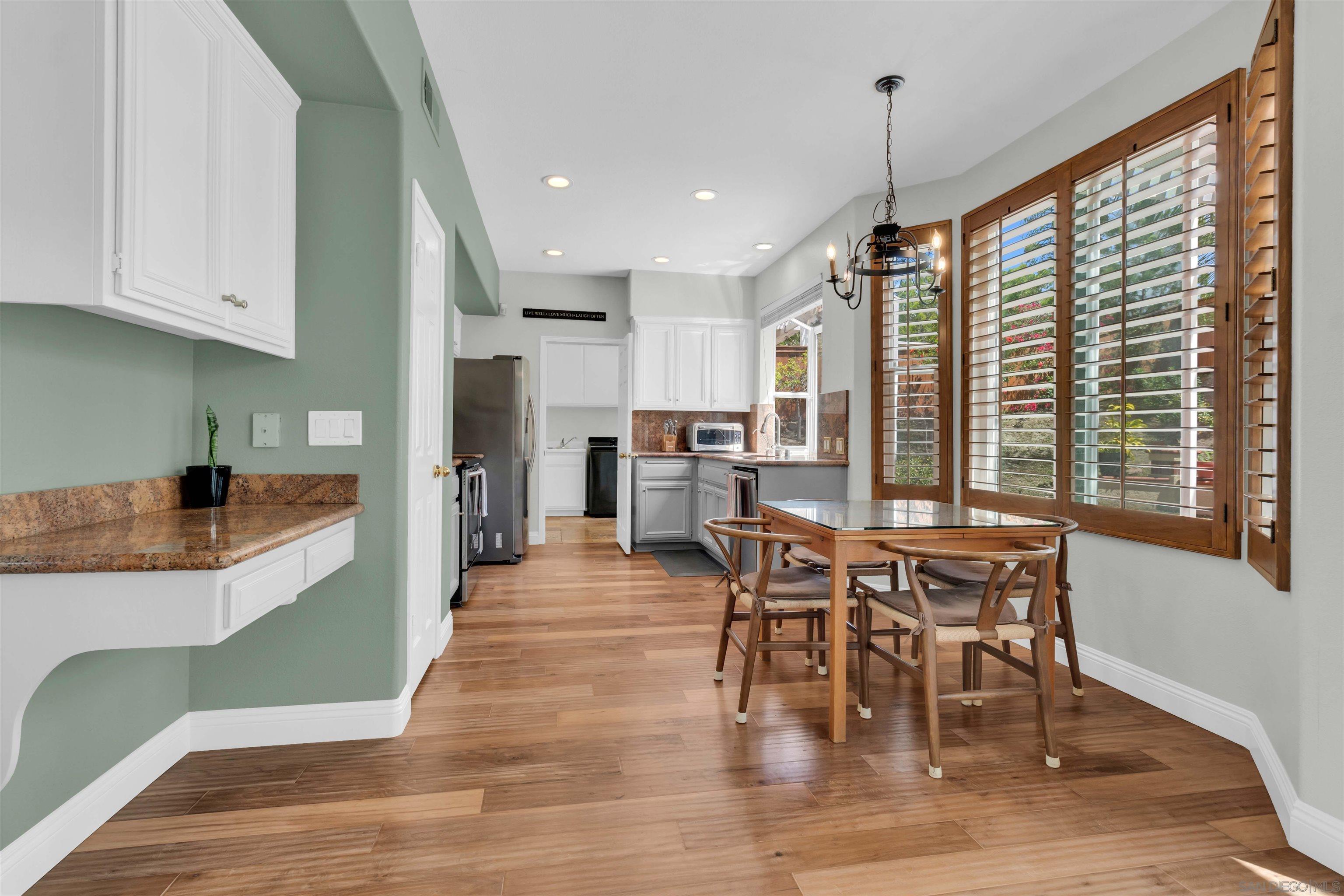 Detail Gallery Image 14 of 35 For 13867  Lewiston Street, San Diego,  CA 92128 - 3 Beds | 2/1 Baths