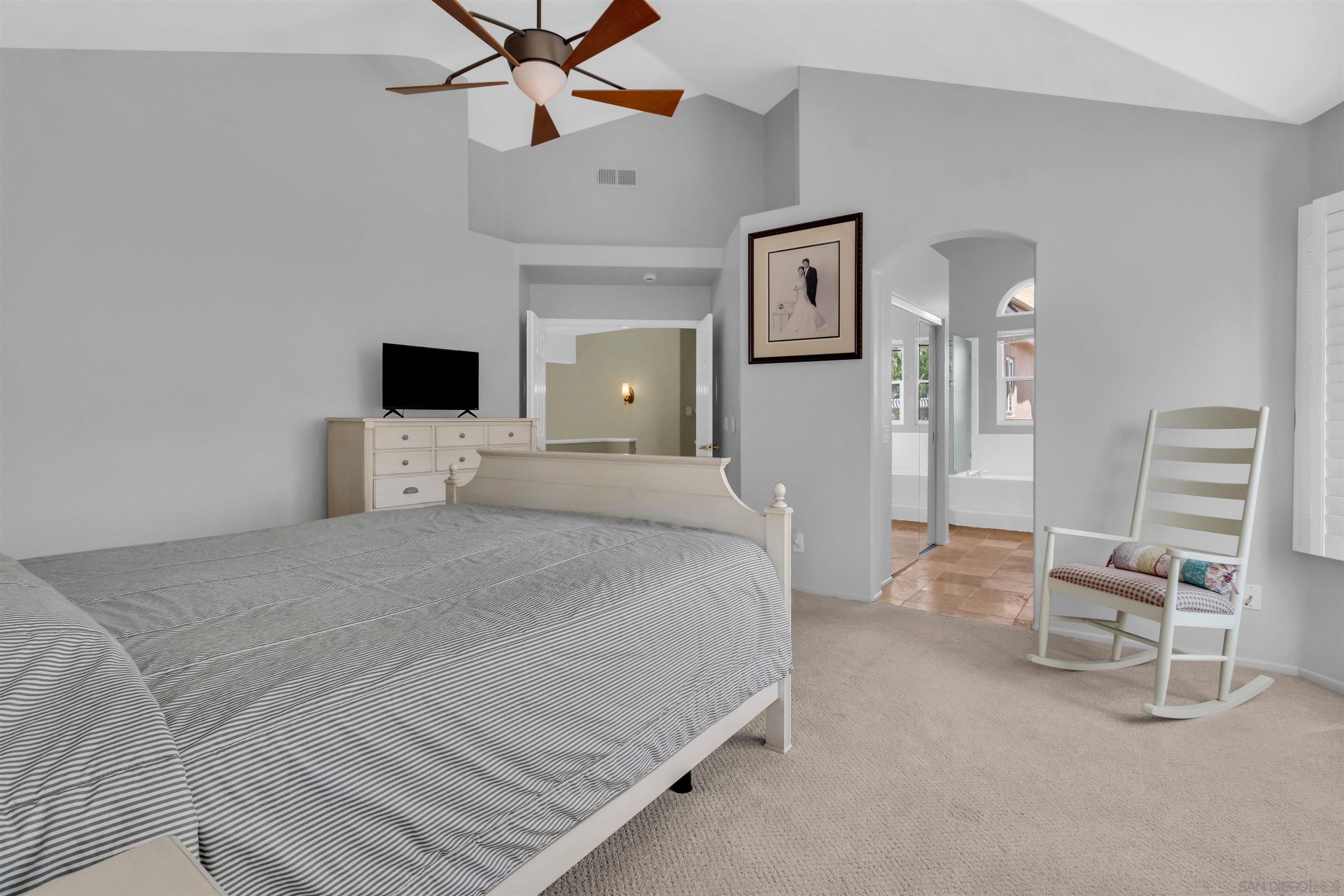 Detail Gallery Image 22 of 35 For 13867  Lewiston Street, San Diego,  CA 92128 - 3 Beds | 2/1 Baths